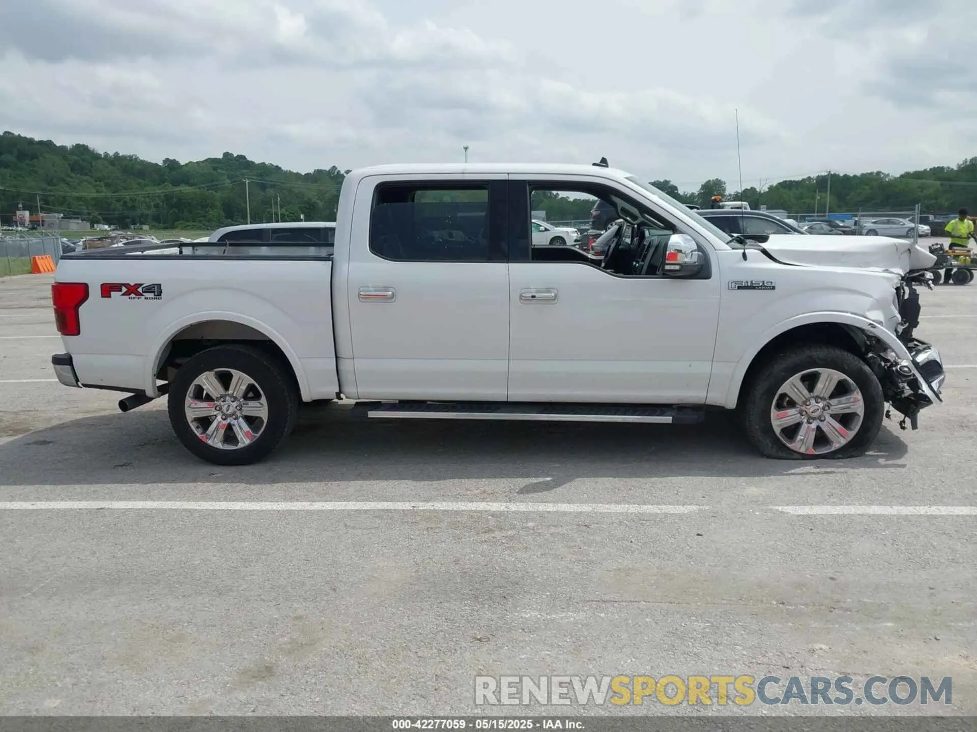 14 Photograph of a damaged car 1FTEW1E57KFA55172 FORD F-150 2019