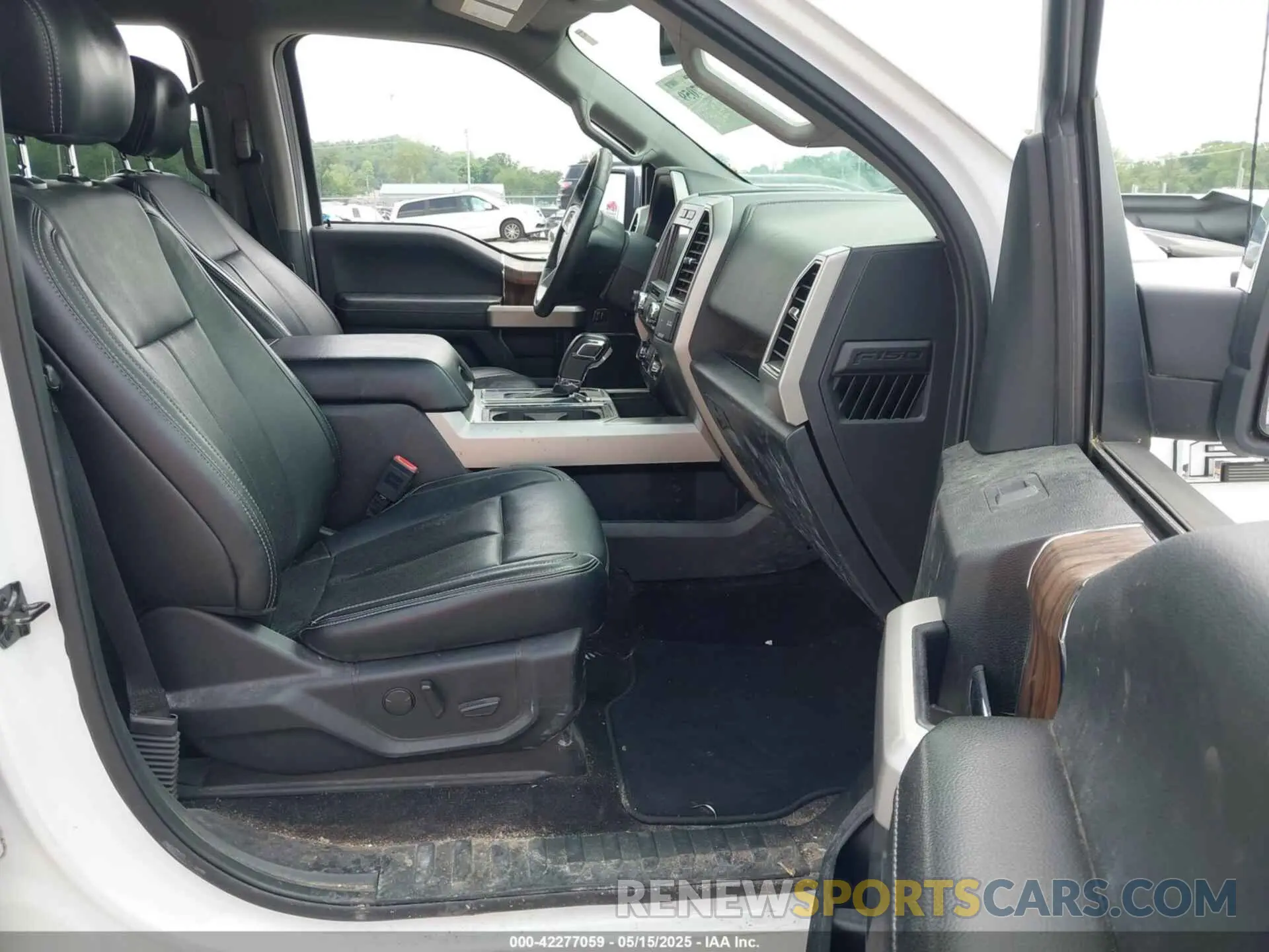 5 Photograph of a damaged car 1FTEW1E57KFA55172 FORD F-150 2019