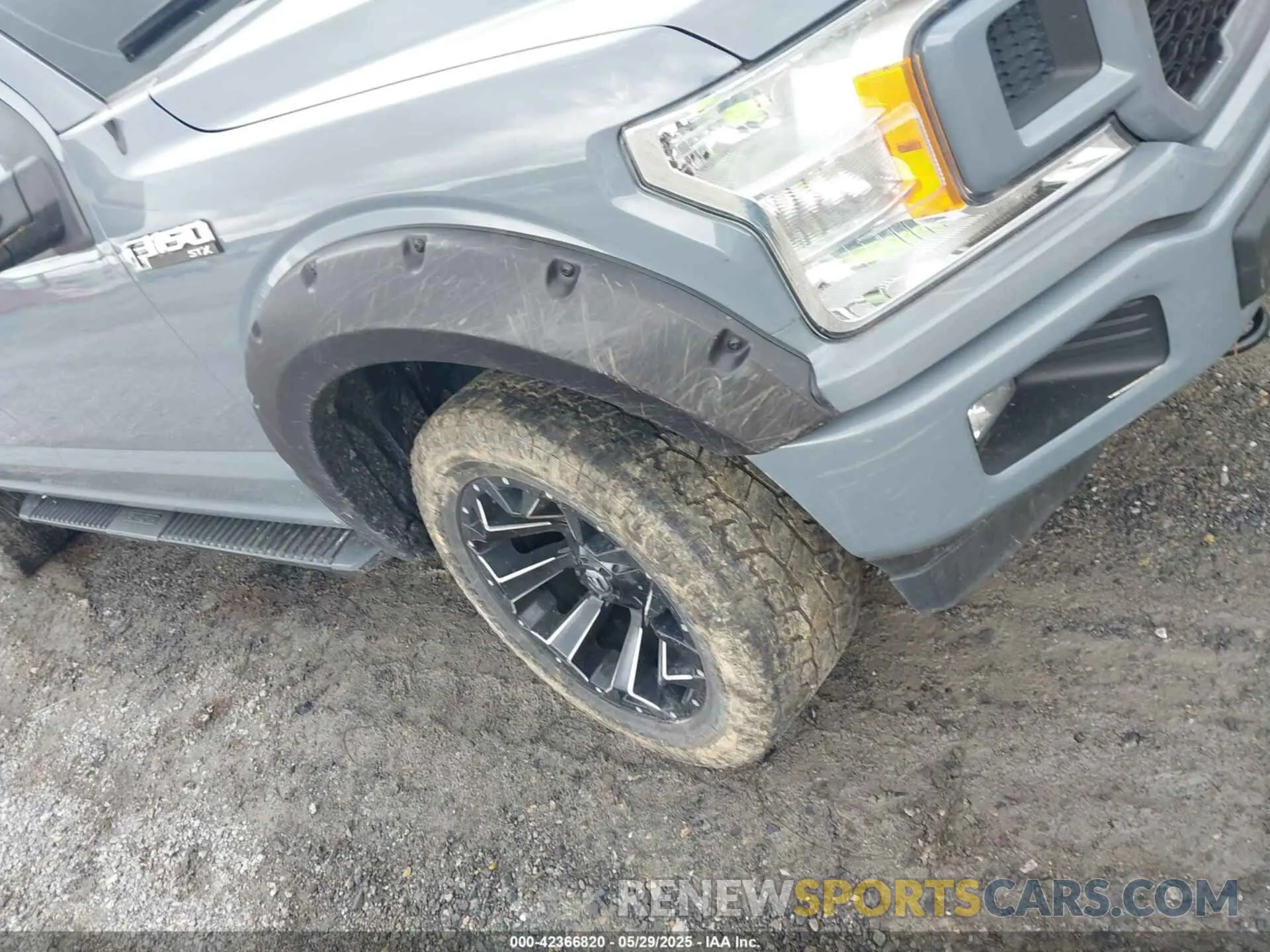 6 Photograph of a damaged car 1FTEW1E57KFB26788 FORD F-150 2019