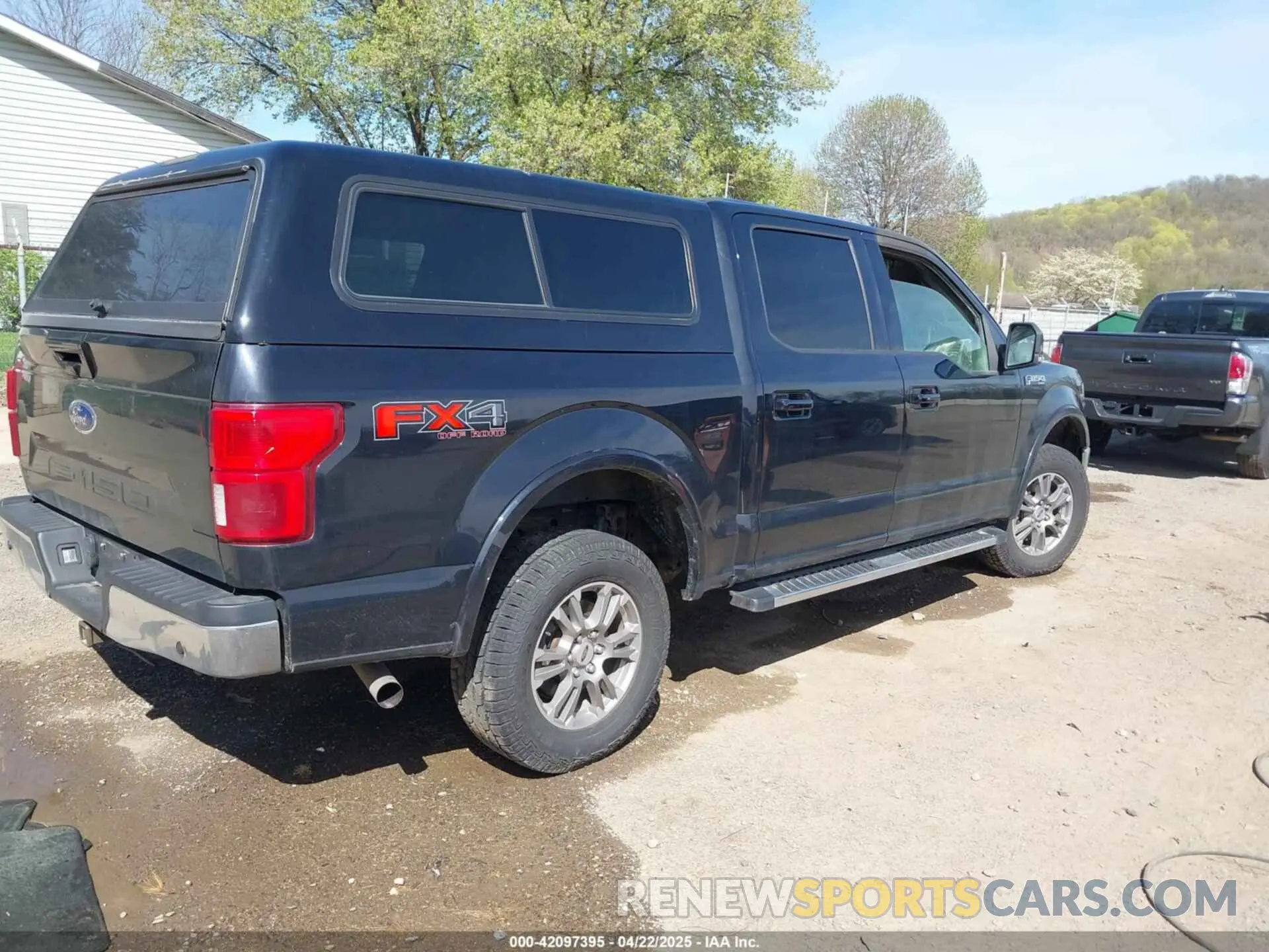 4 Photograph of a damaged car 1FTEW1E57KFB26841 FORD F-150 2019