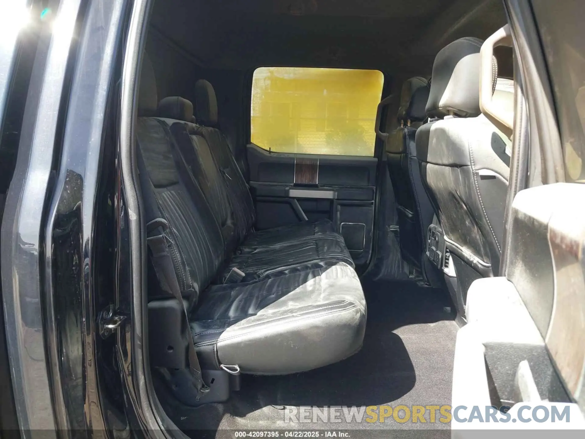 8 Photograph of a damaged car 1FTEW1E57KFB26841 FORD F-150 2019