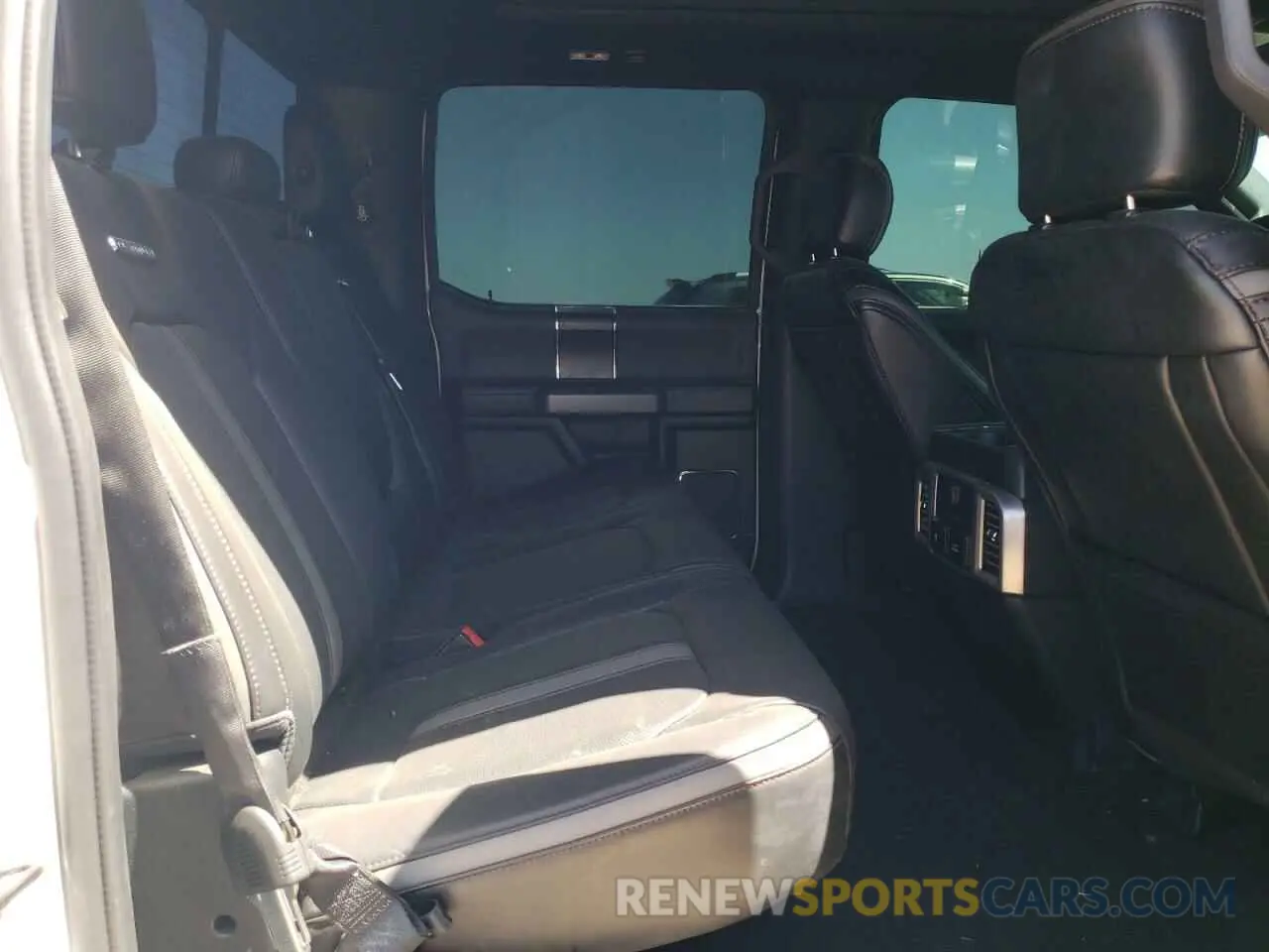 10 Photograph of a damaged car 1FTEW1E57KFC64671 FORD F-150 2019