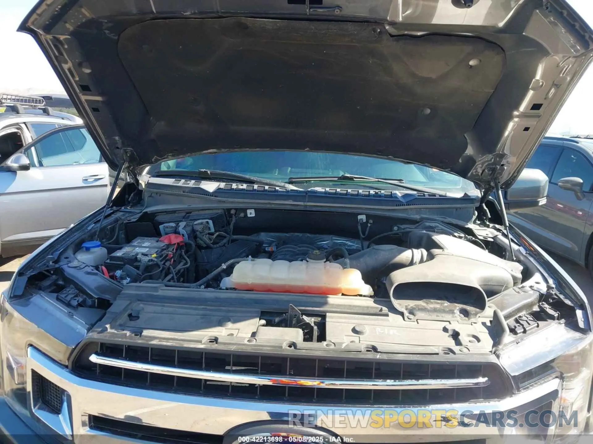 10 Photograph of a damaged car 1FTEW1E57KKC12044 FORD F-150 2019