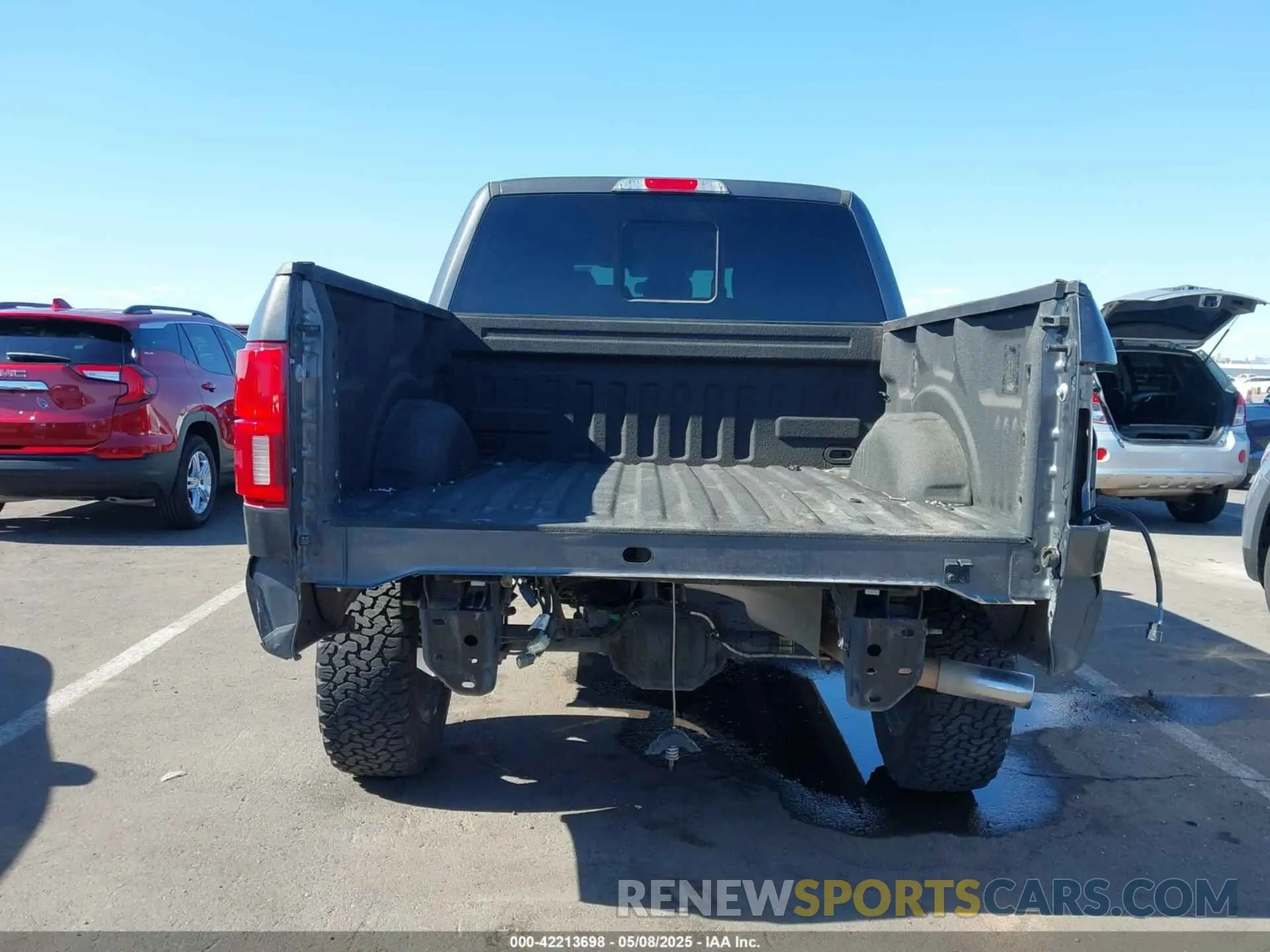 6 Photograph of a damaged car 1FTEW1E57KKC12044 FORD F-150 2019