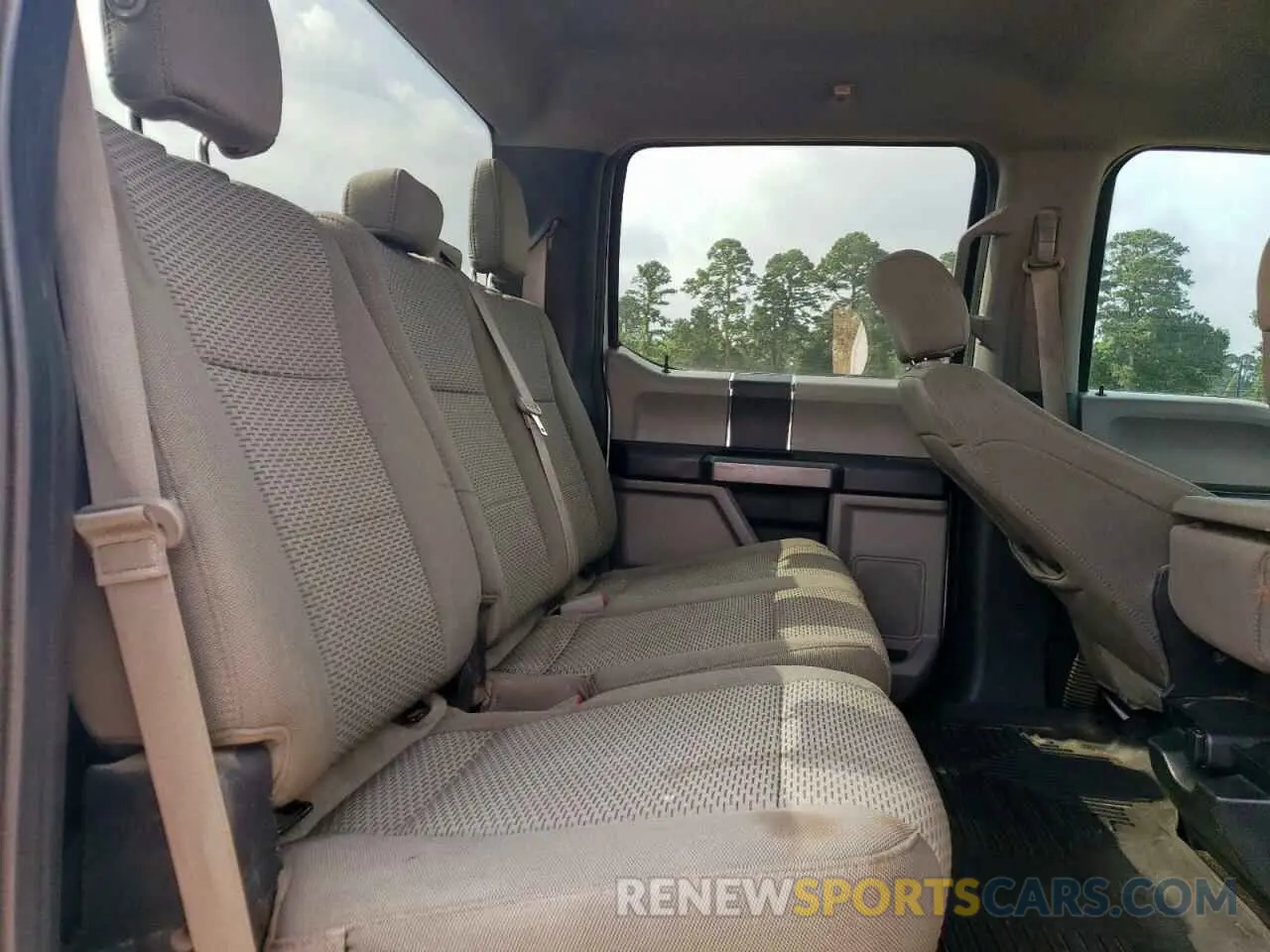 10 Photograph of a damaged car 1FTEW1E57KKC88167 FORD F-150 2019
