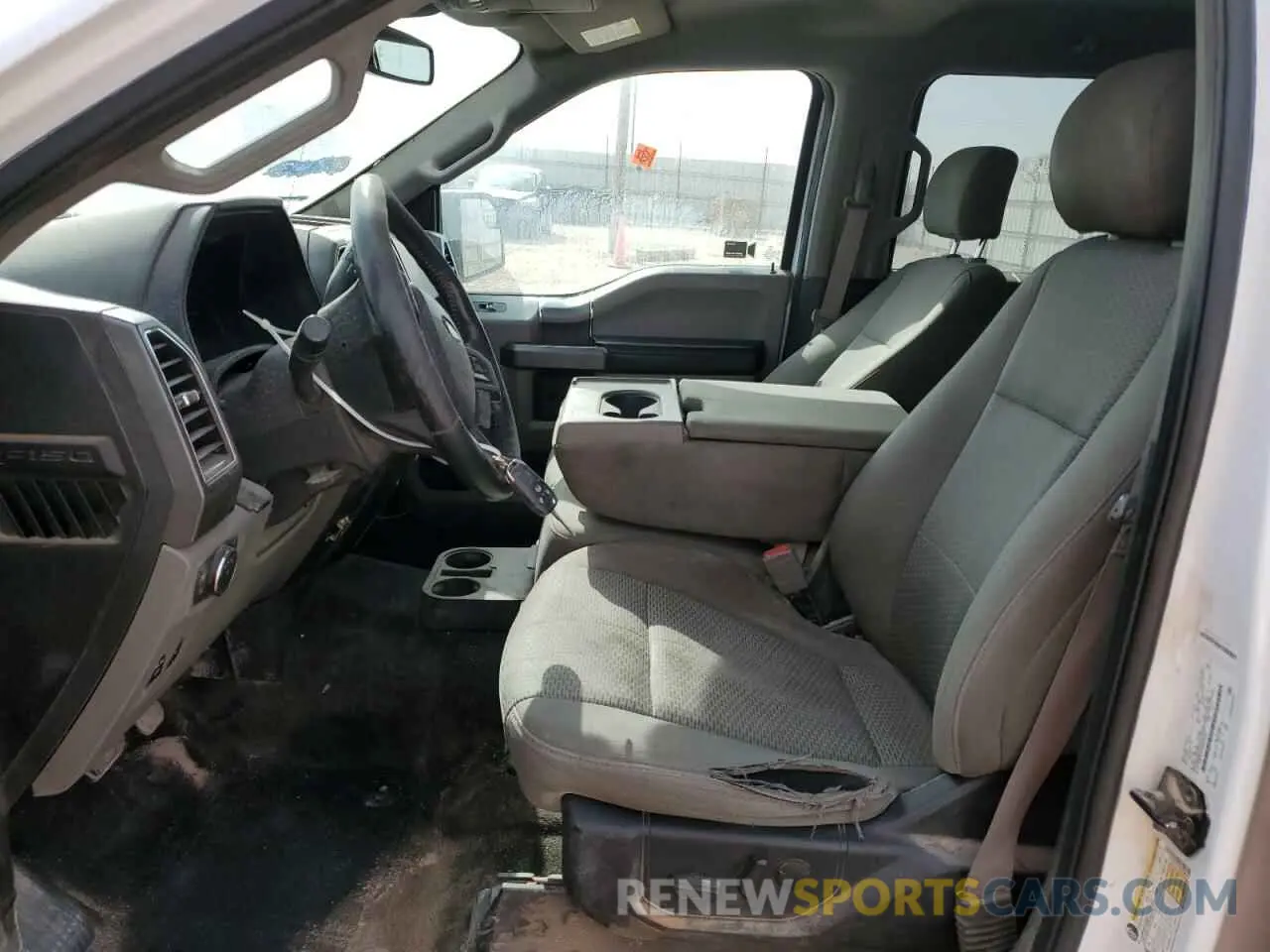 7 Photograph of a damaged car 1FTEW1E57KKE40478 FORD F-150 2019