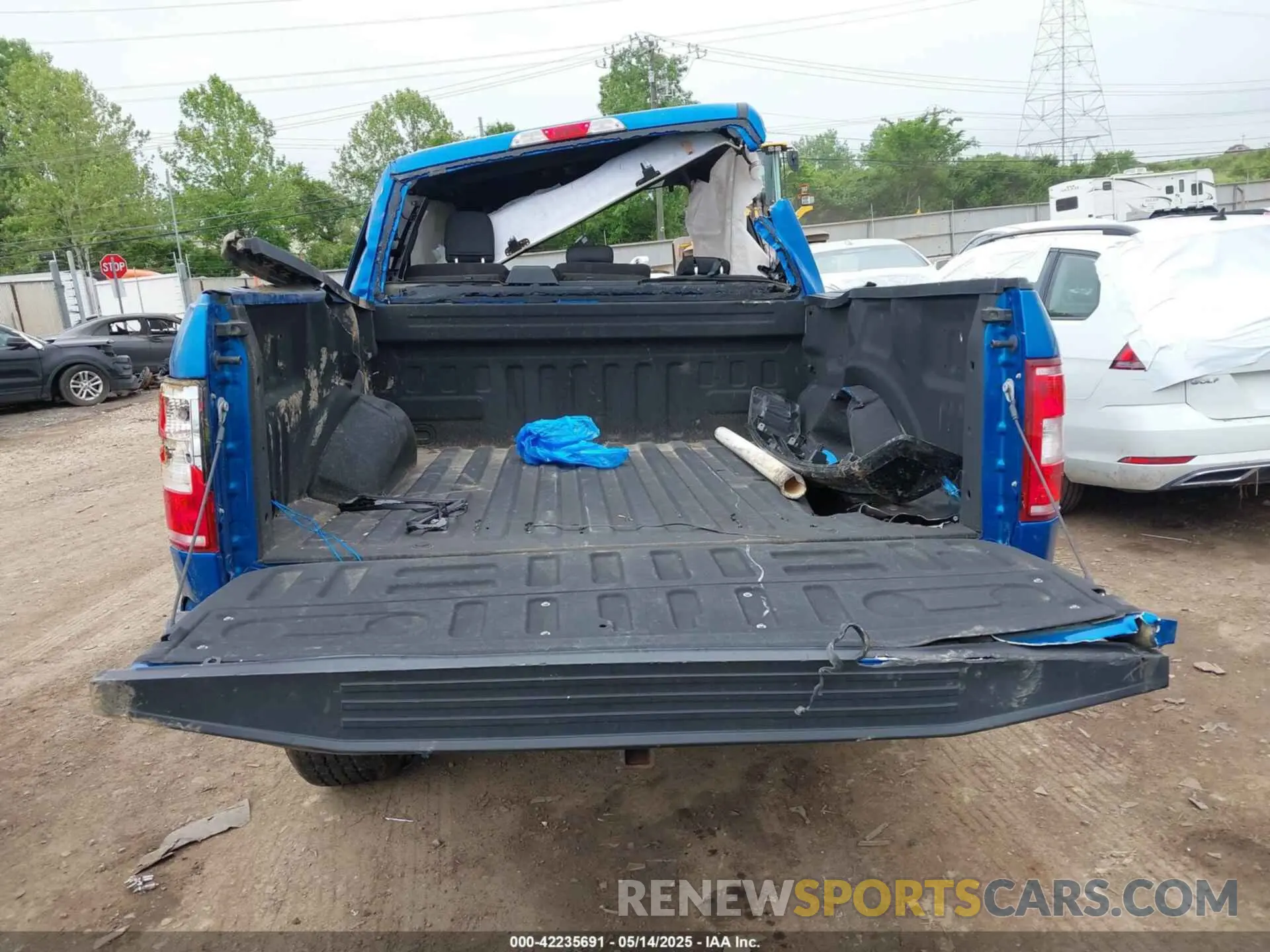 15 Photograph of a damaged car 1FTEW1E59KFA94281 FORD F-150 2019