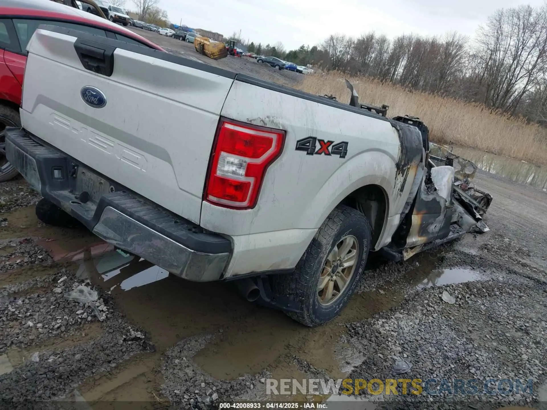 4 Photograph of a damaged car 1FTEW1E59KFB19552 FORD F-150 2019