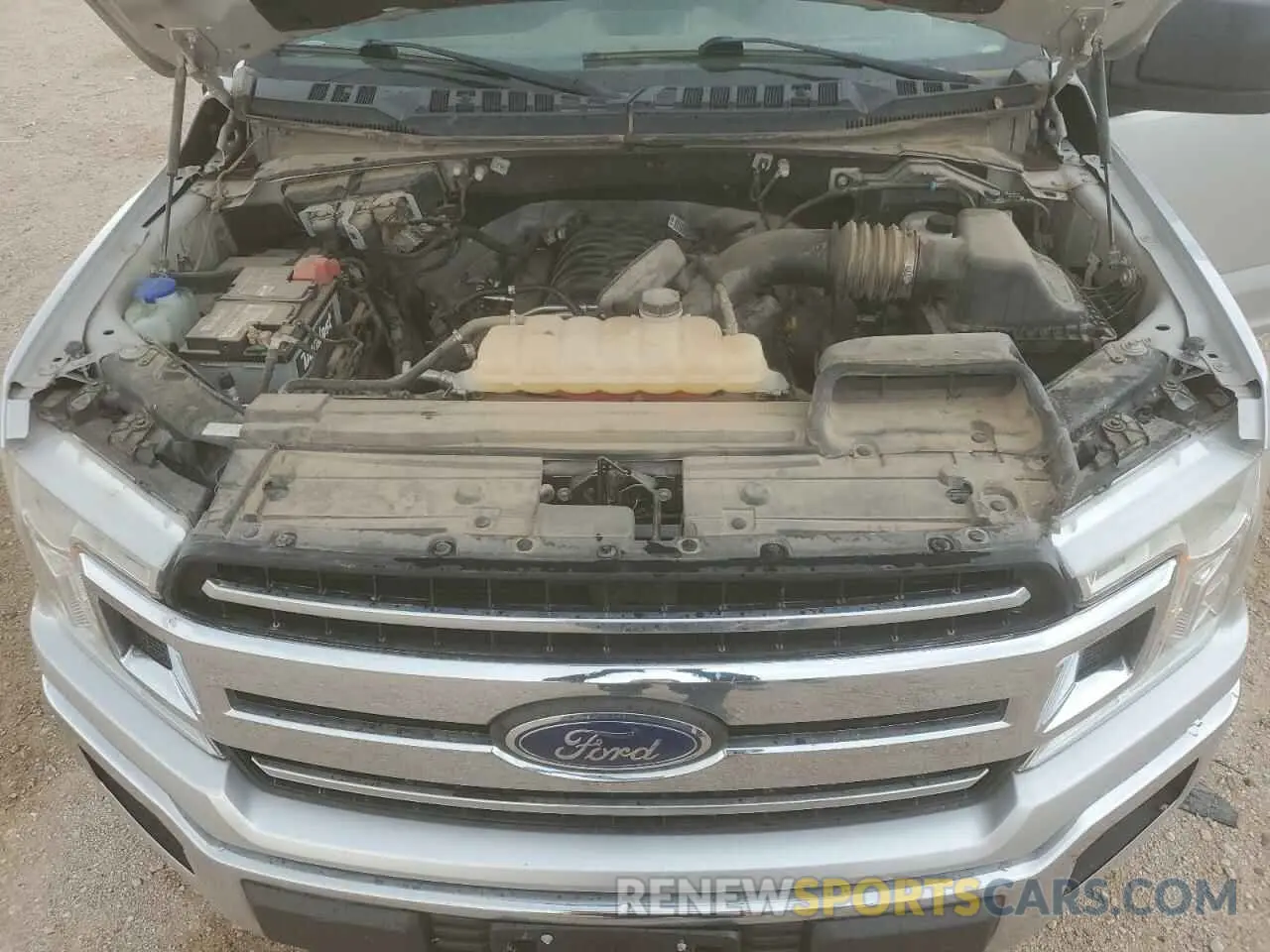 11 Photograph of a damaged car 1FTEW1E59KKC41402 FORD F-150 2019