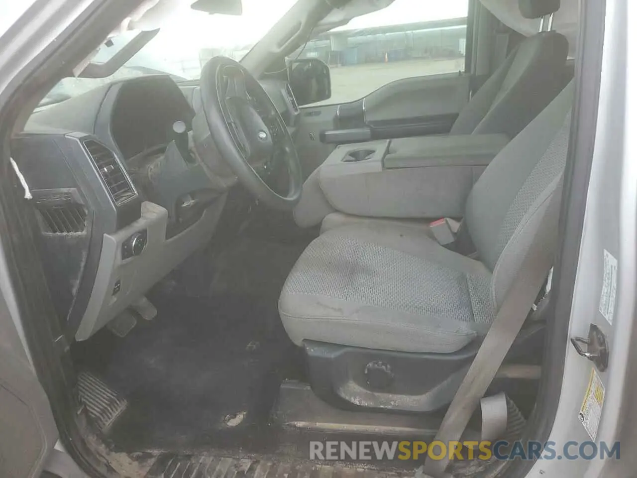 7 Photograph of a damaged car 1FTEW1E59KKC41402 FORD F-150 2019