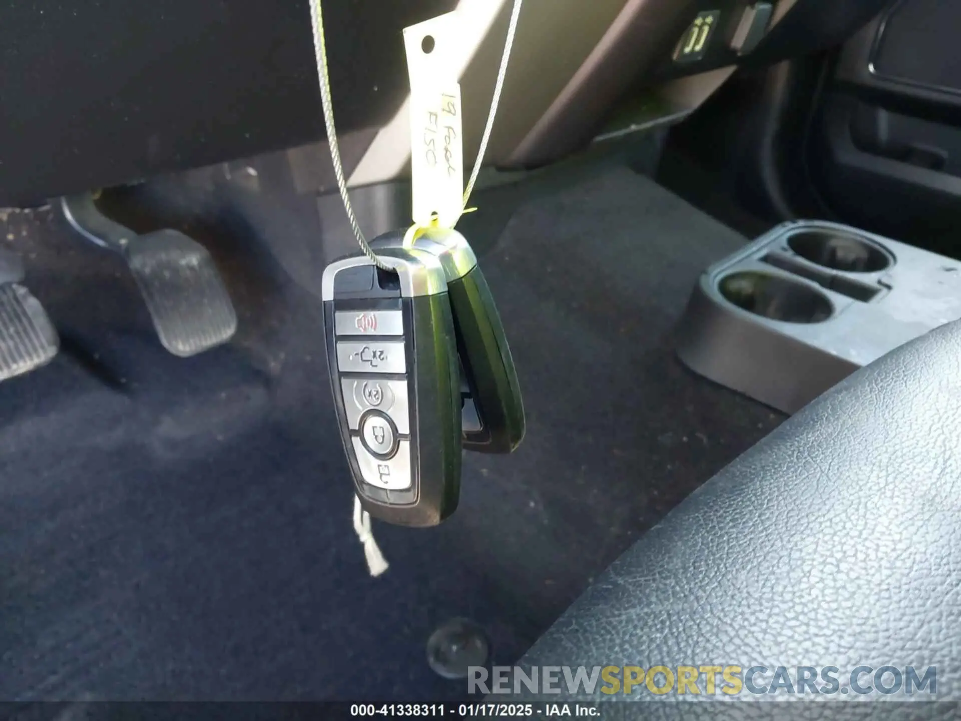 11 Photograph of a damaged car 1FTEW1E59KKD96578 FORD F-150 2019