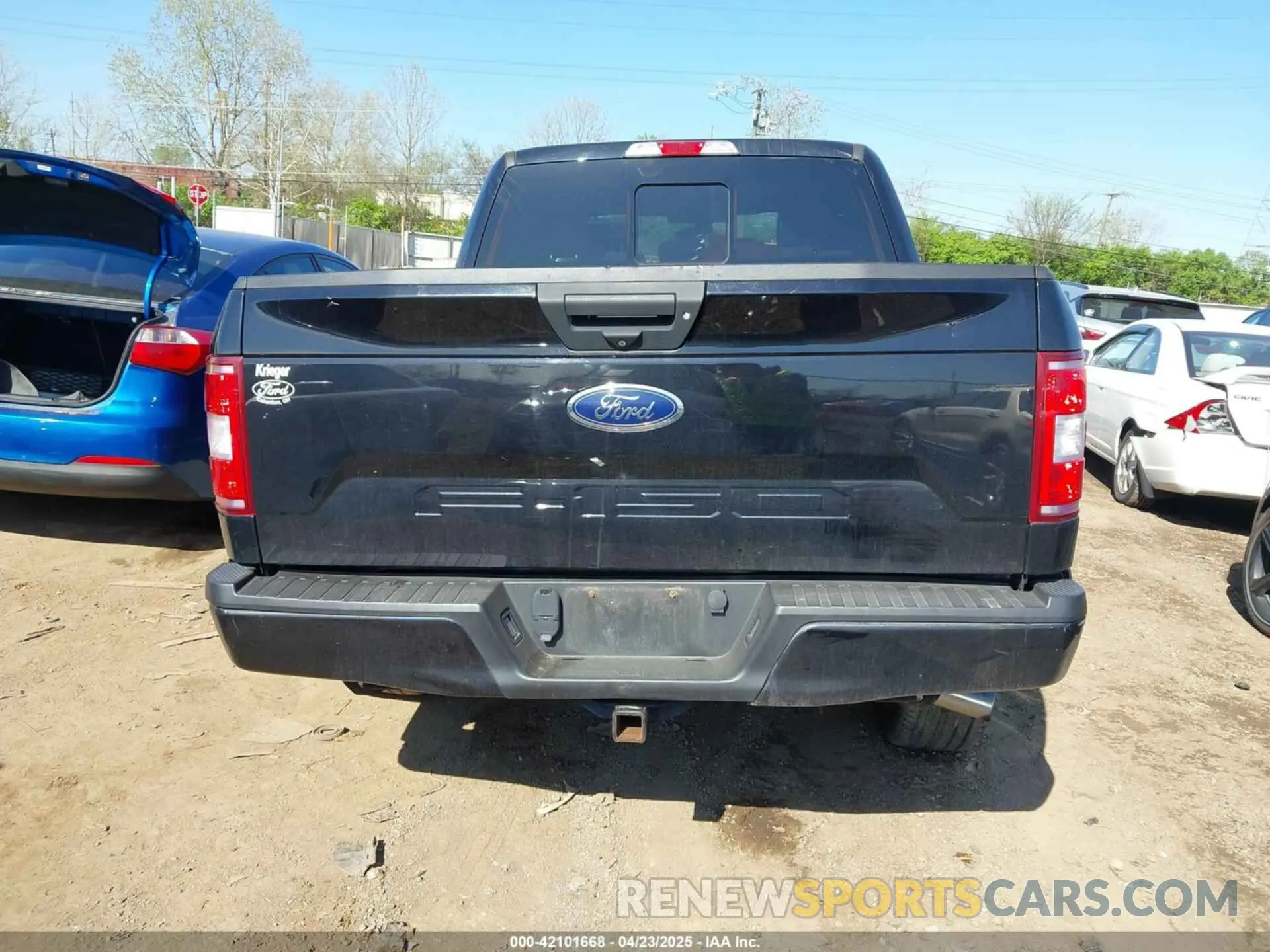 17 Photograph of a damaged car 1FTEW1E5XKFA28807 FORD F-150 2019