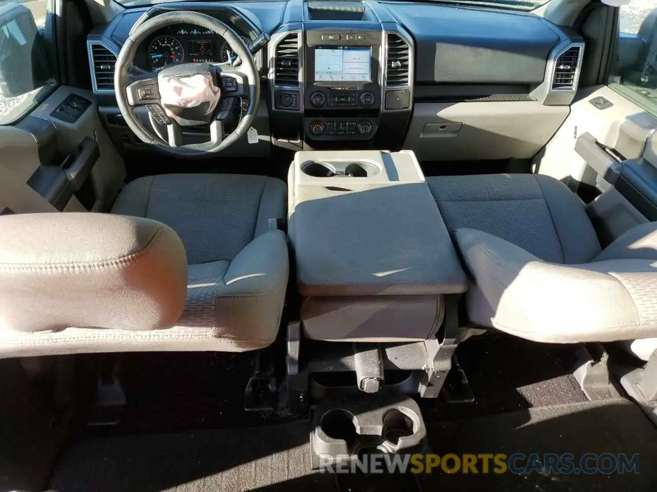 8 Photograph of a damaged car 1FTEW1EB1KFC48620 FORD F-150 2019