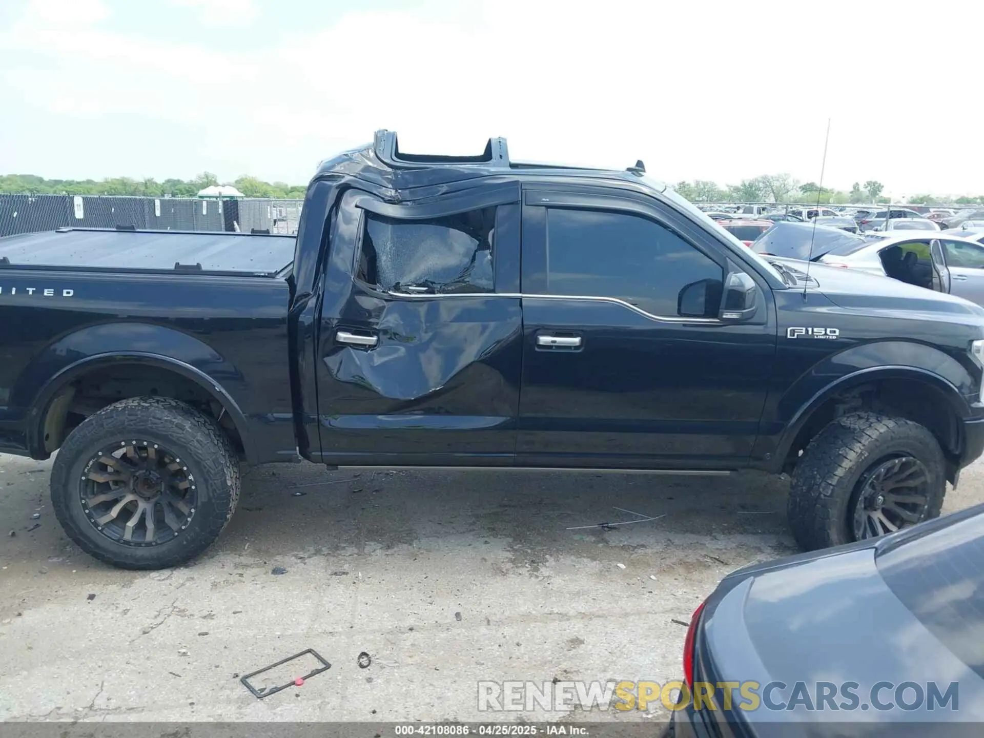 13 Photograph of a damaged car 1FTEW1EG4KFB92975 FORD F-150 2019