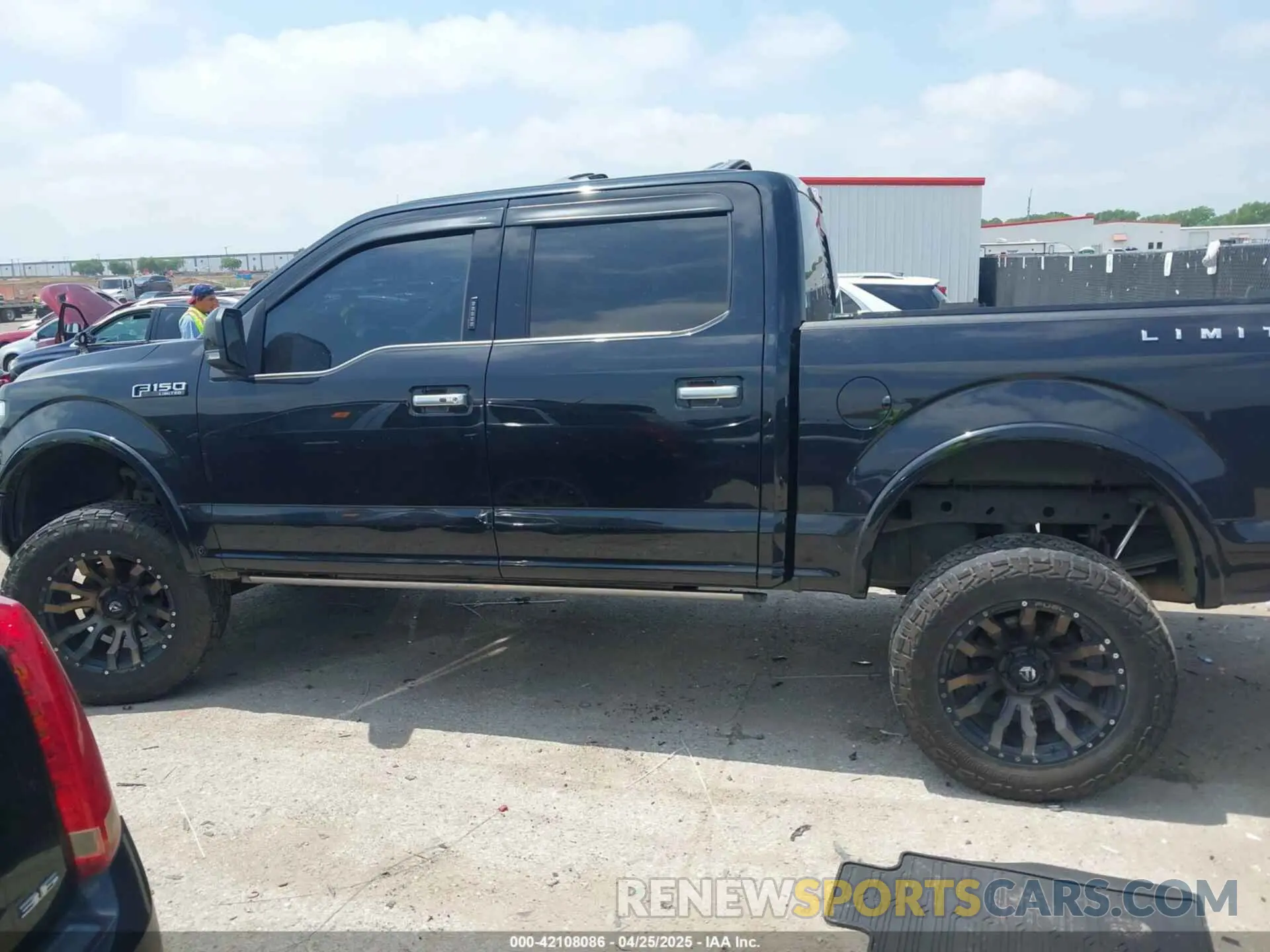 14 Photograph of a damaged car 1FTEW1EG4KFB92975 FORD F-150 2019