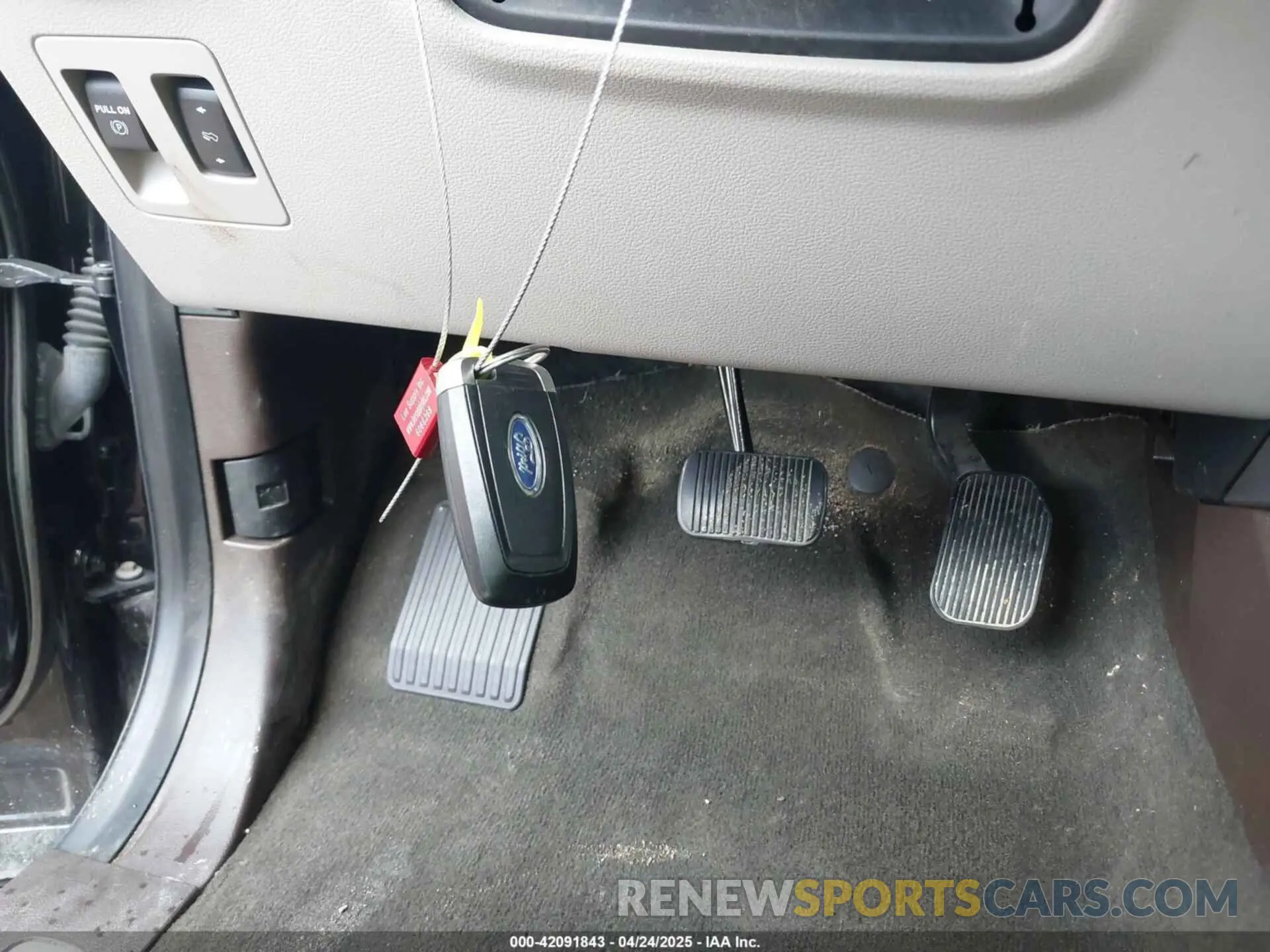 11 Photograph of a damaged car 1FTEW1EGXKFB15513 FORD F-150 2019