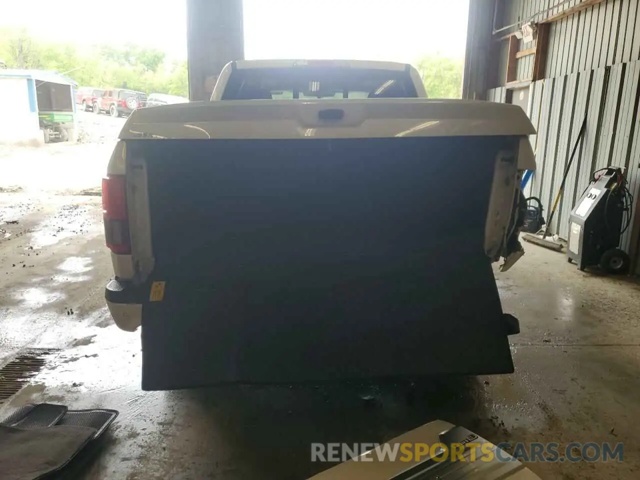 6 Photograph of a damaged car 1FTEW1EGXKFC98492 FORD F-150 2019