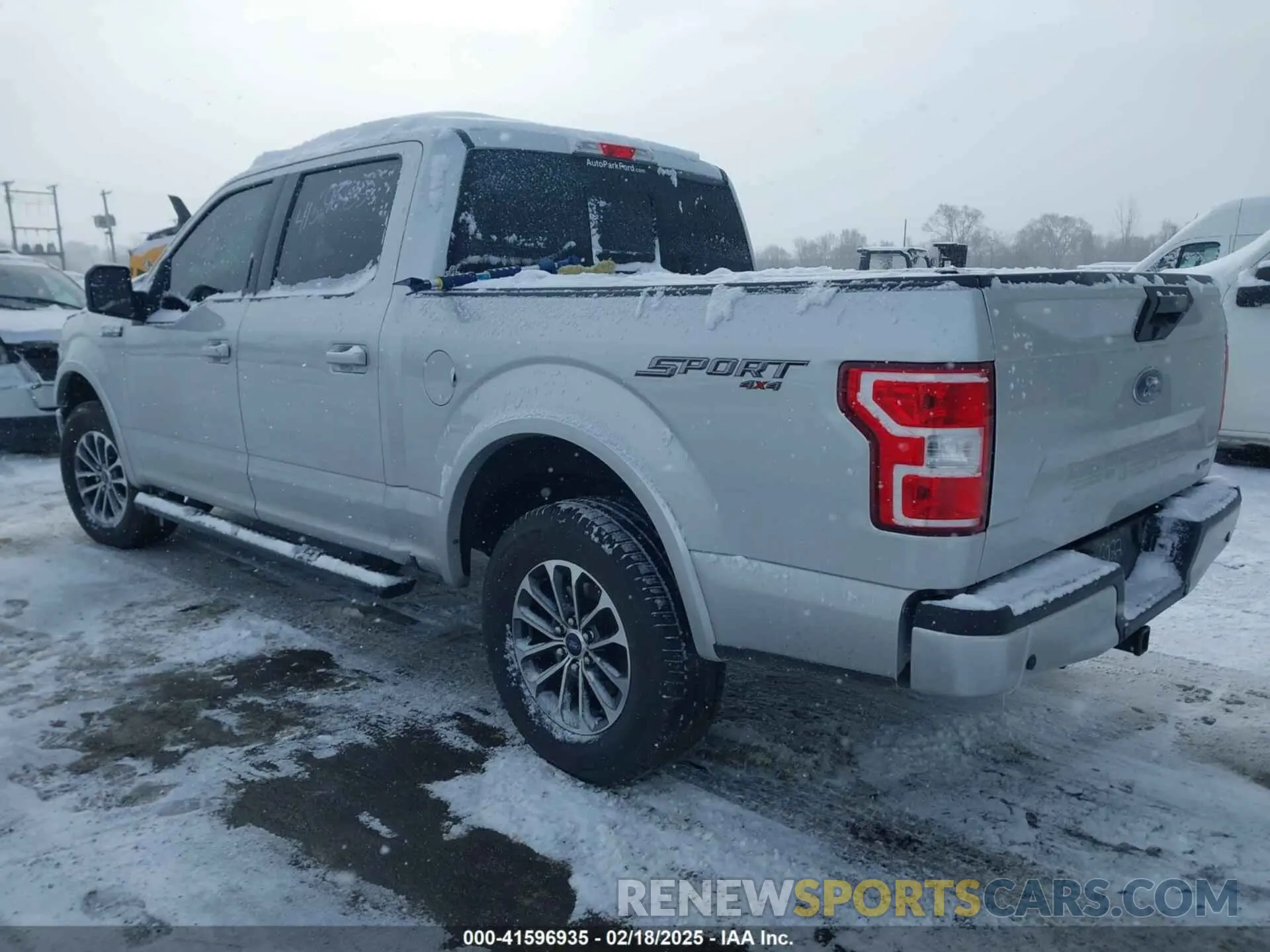 3 Photograph of a damaged car 1FTEW1EP0KFB02009 FORD F-150 2019
