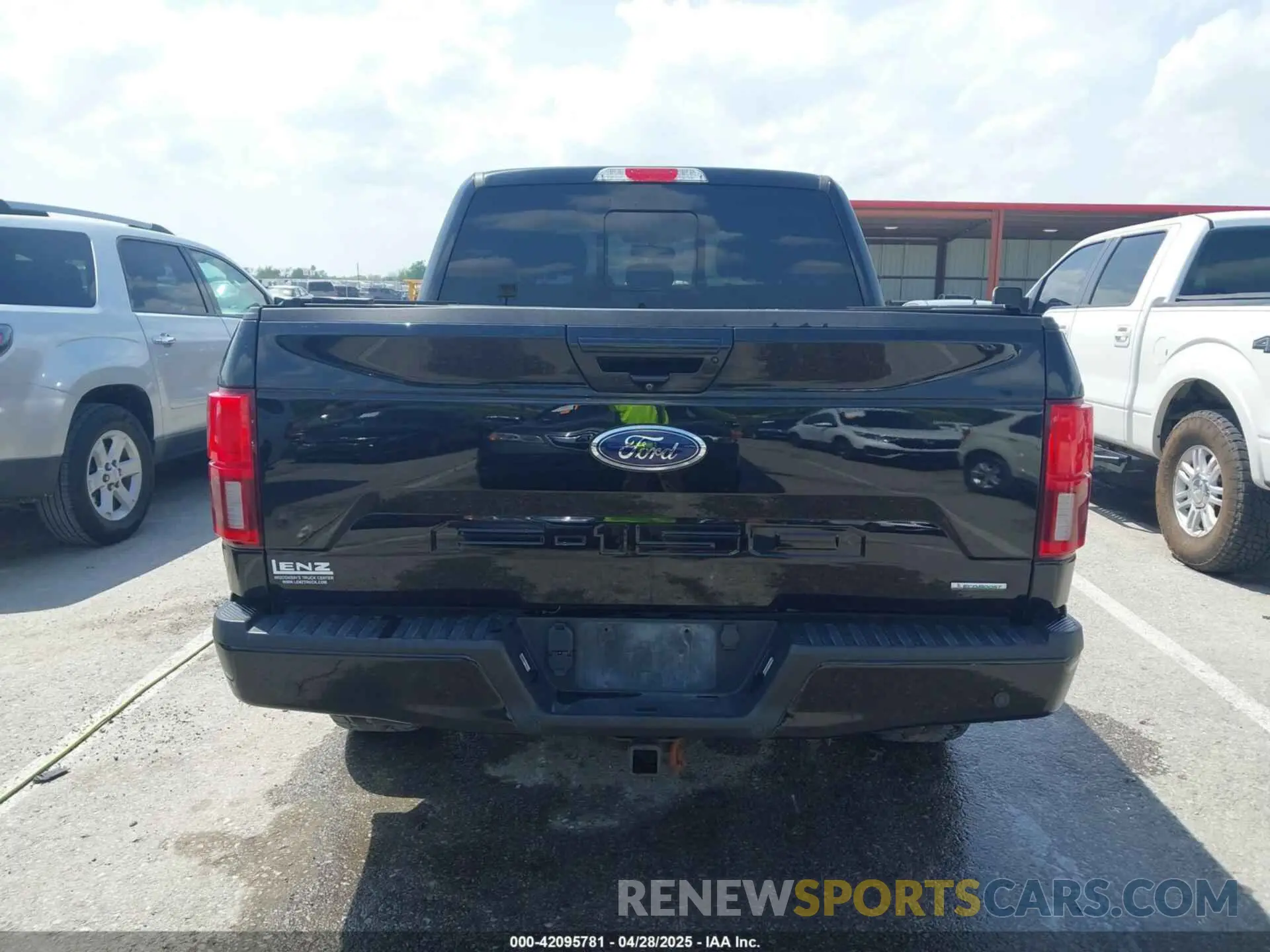 16 Photograph of a damaged car 1FTEW1EP0KFB40713 FORD F-150 2019