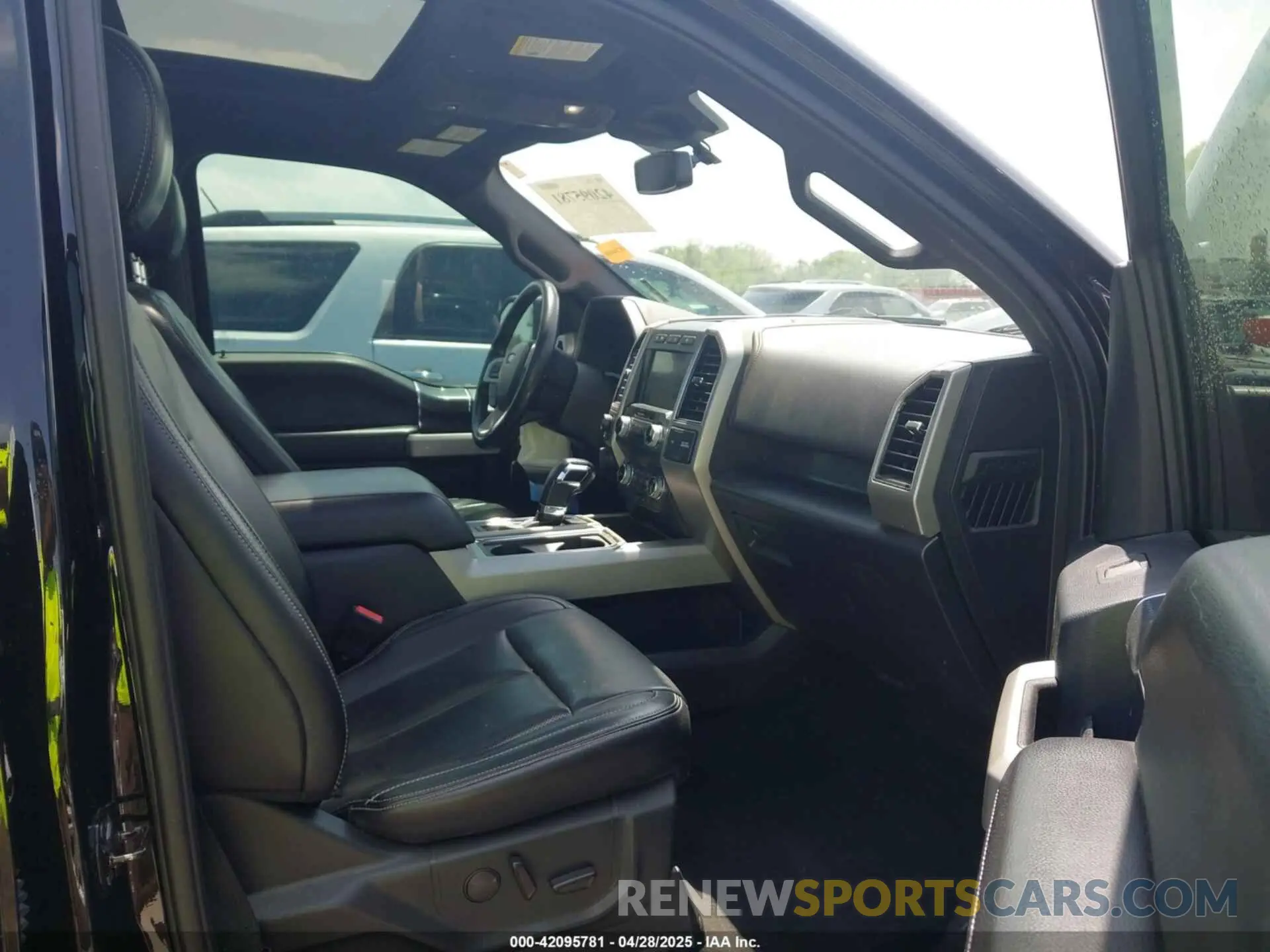 5 Photograph of a damaged car 1FTEW1EP0KFB40713 FORD F-150 2019