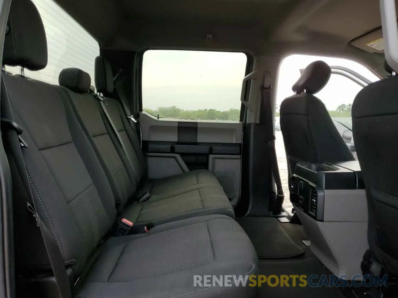 10 Photograph of a damaged car 1FTEW1EP0KKC67193 FORD F-150 2019