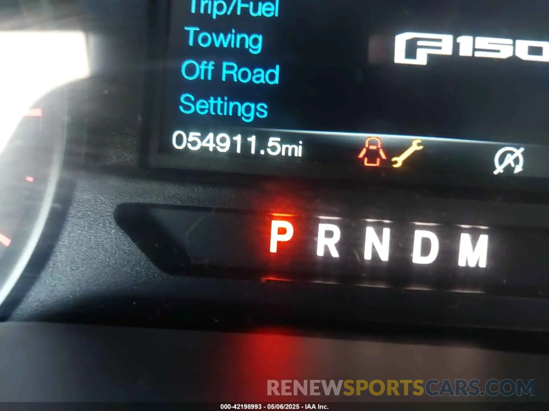 15 Photograph of a damaged car 1FTEW1EP1KFA98911 FORD F-150 2019