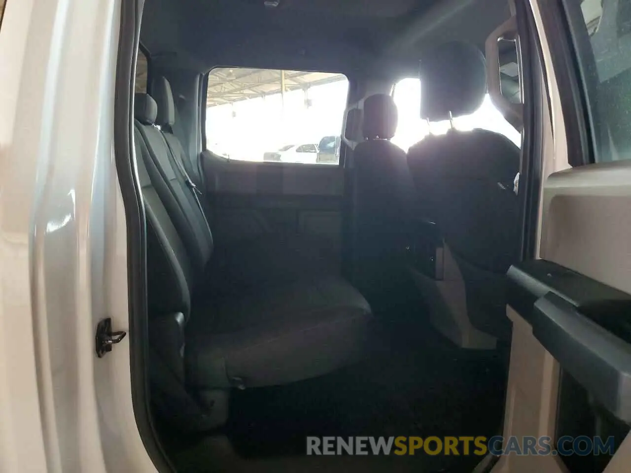 11 Photograph of a damaged car 1FTEW1EP1KKD58344 FORD F-150 2019