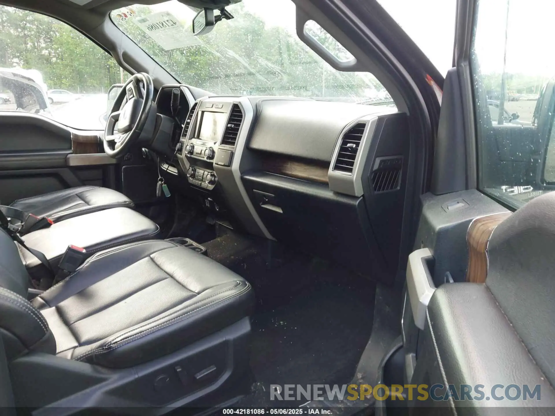 5 Photograph of a damaged car 1FTEW1EP1KKF23440 FORD F-150 2019
