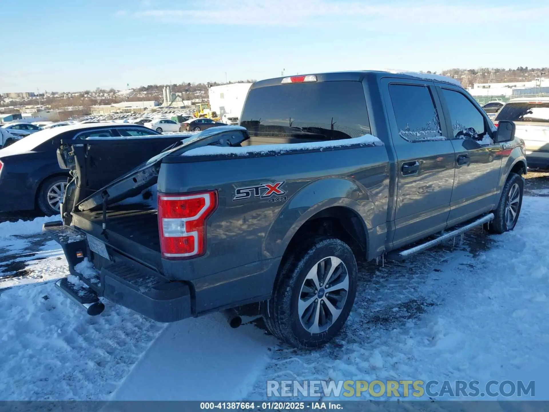 4 Photograph of a damaged car 1FTEW1EP2KFD07475 FORD F-150 2019