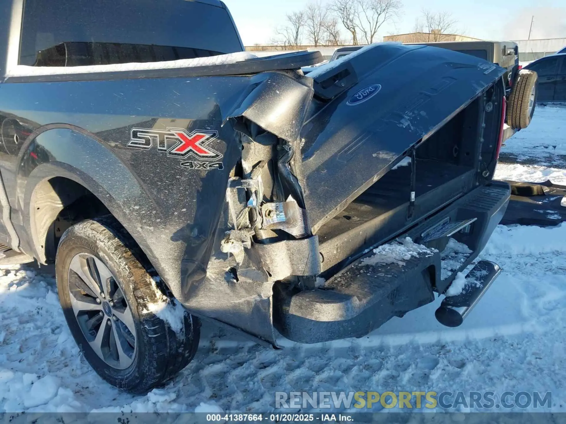 6 Photograph of a damaged car 1FTEW1EP2KFD07475 FORD F-150 2019