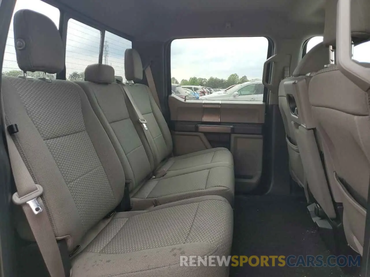10 Photograph of a damaged car 1FTEW1EP3KFA30898 FORD F-150 2019
