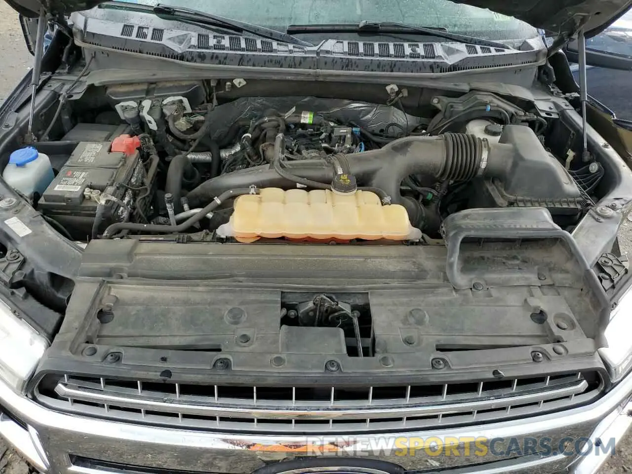 11 Photograph of a damaged car 1FTEW1EP3KFA30898 FORD F-150 2019