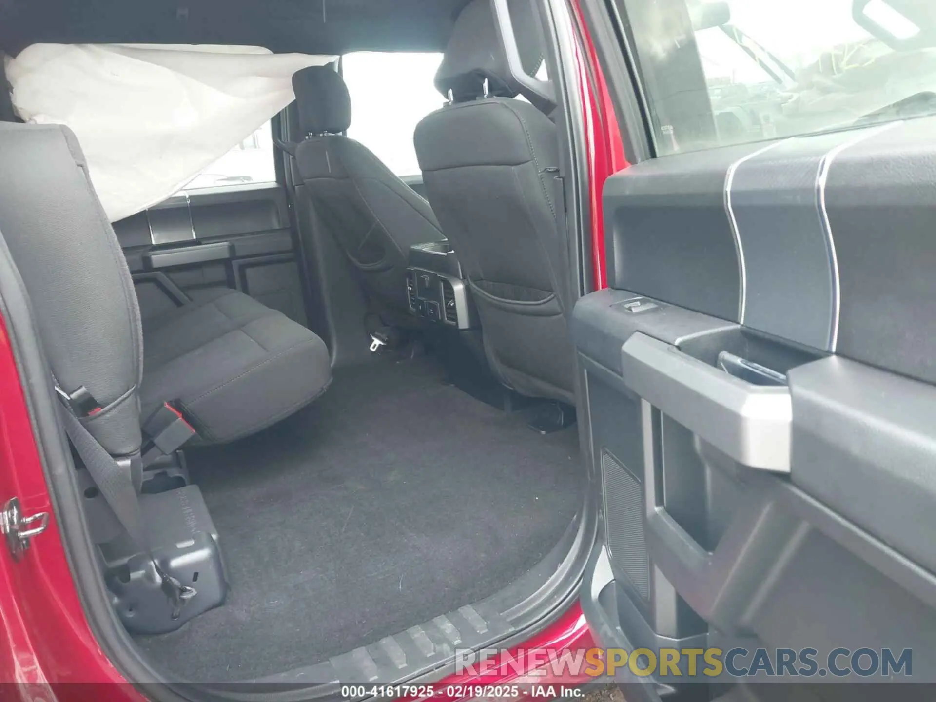 8 Photograph of a damaged car 1FTEW1EP3KFA76716 FORD F-150 2019