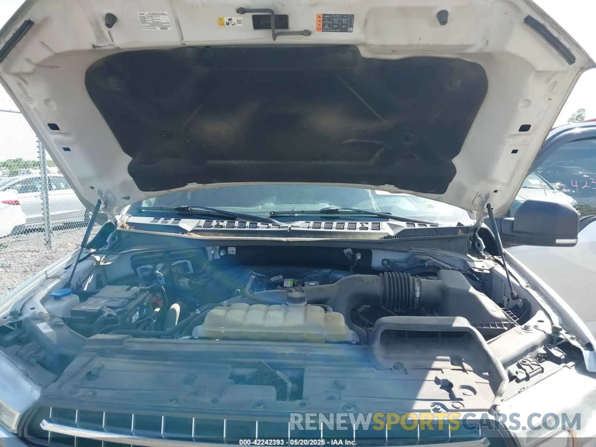 10 Photograph of a damaged car 1FTEW1EP3KFB61412 FORD F-150 2019