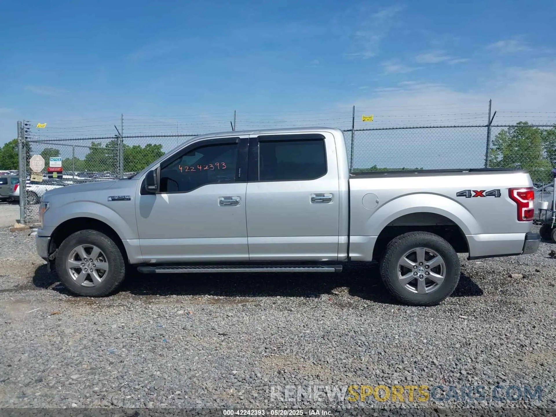 15 Photograph of a damaged car 1FTEW1EP3KFB61412 FORD F-150 2019