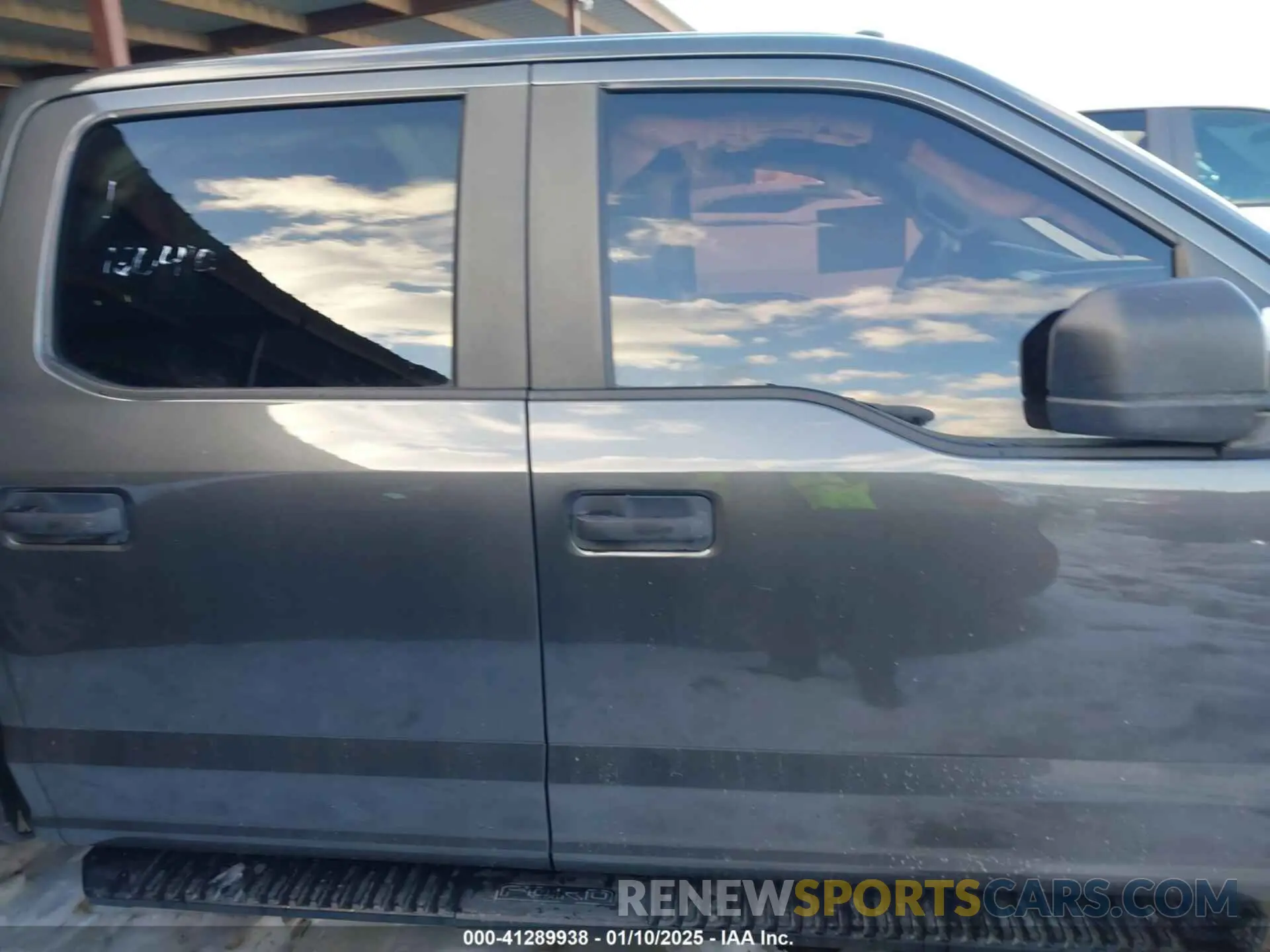 13 Photograph of a damaged car 1FTEW1EP3KKC84568 FORD F-150 2019