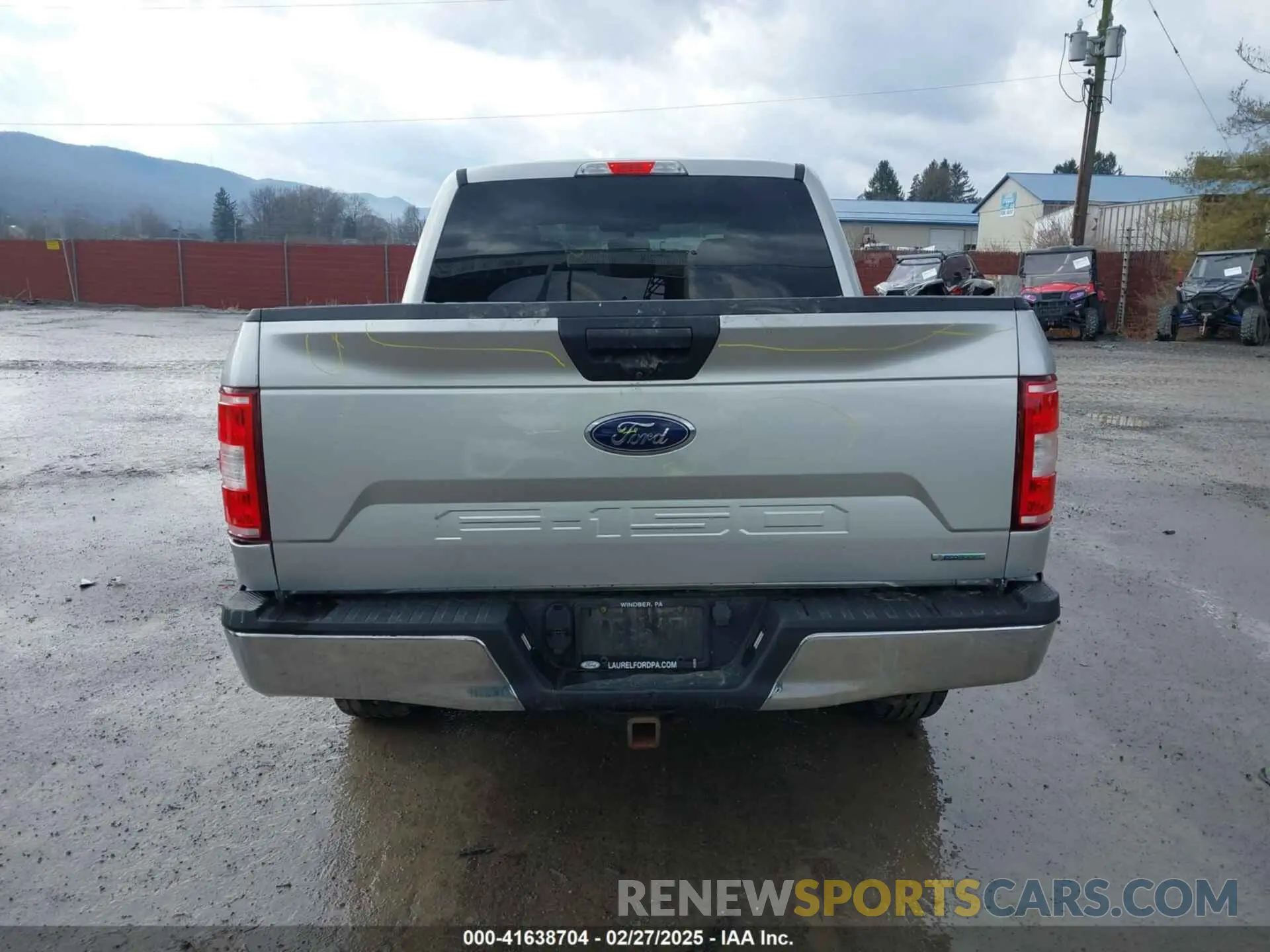 17 Photograph of a damaged car 1FTEW1EP4KFB95049 FORD F-150 2019