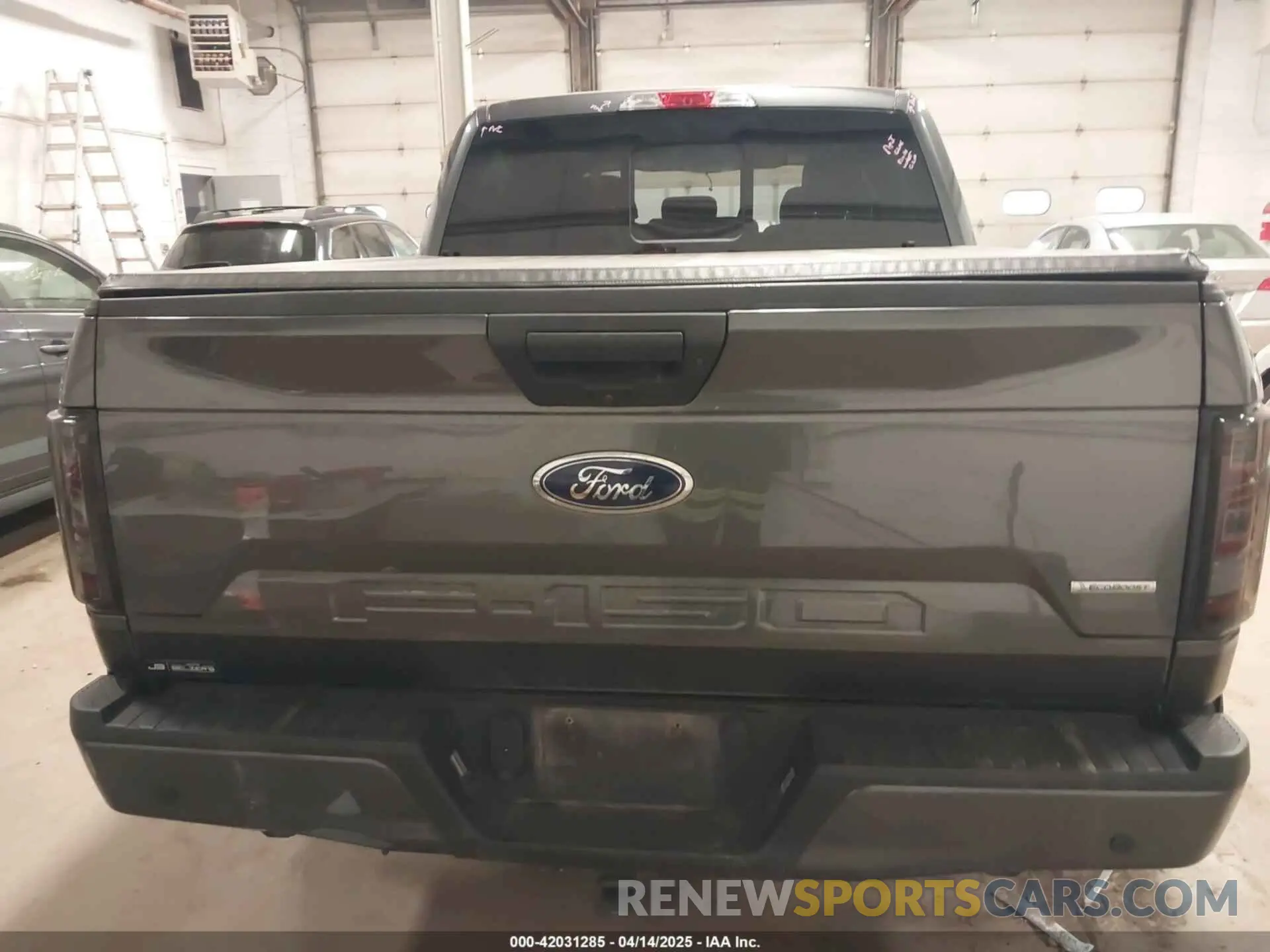 16 Photograph of a damaged car 1FTEW1EP4KFC32813 FORD F-150 2019