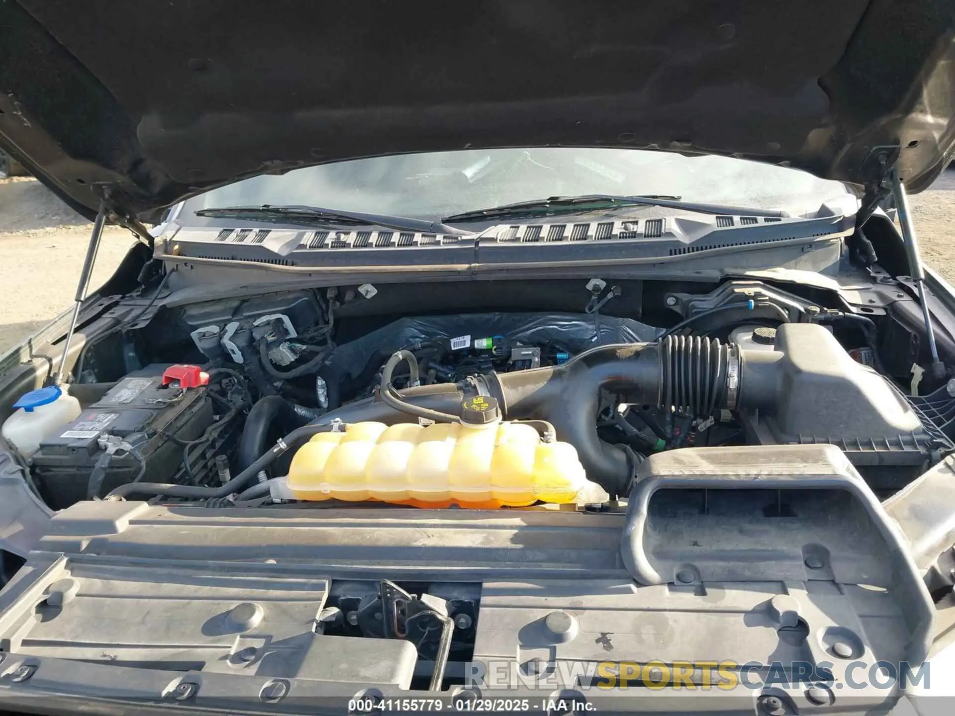 10 Photograph of a damaged car 1FTEW1EP4KFD32183 FORD F-150 2019
