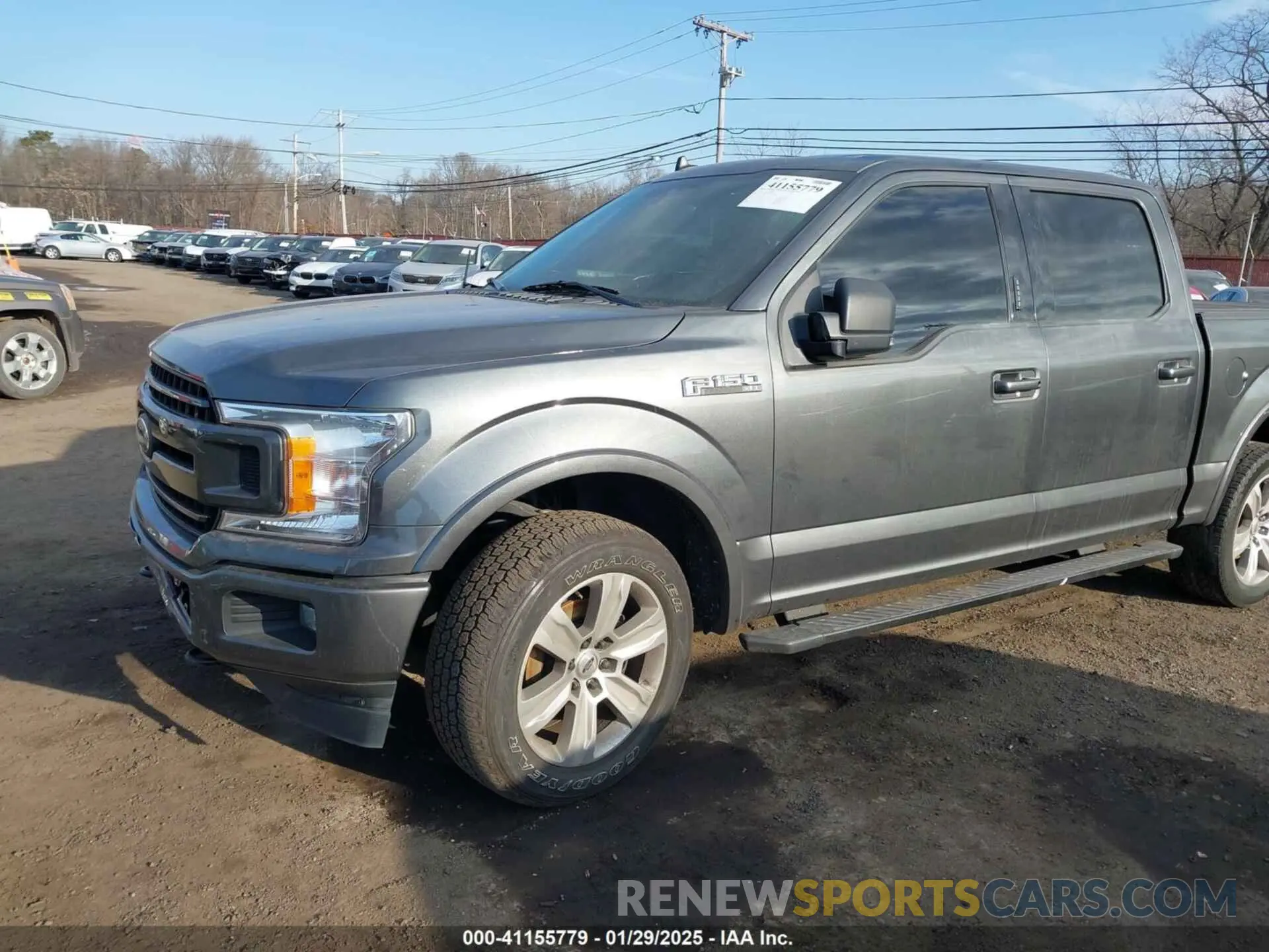 17 Photograph of a damaged car 1FTEW1EP4KFD32183 FORD F-150 2019