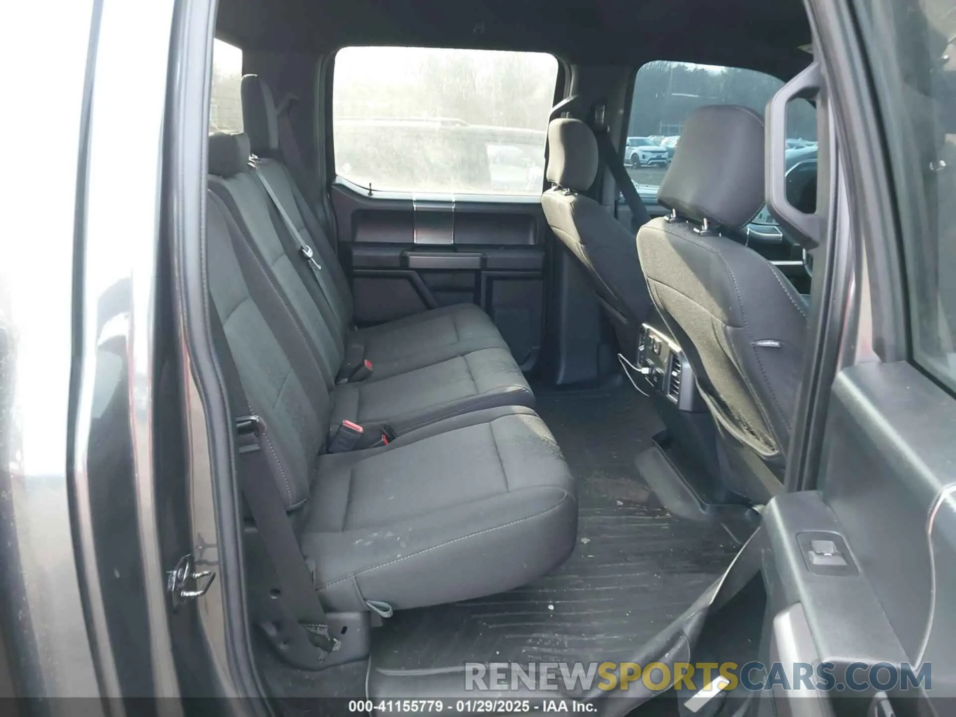8 Photograph of a damaged car 1FTEW1EP4KFD32183 FORD F-150 2019