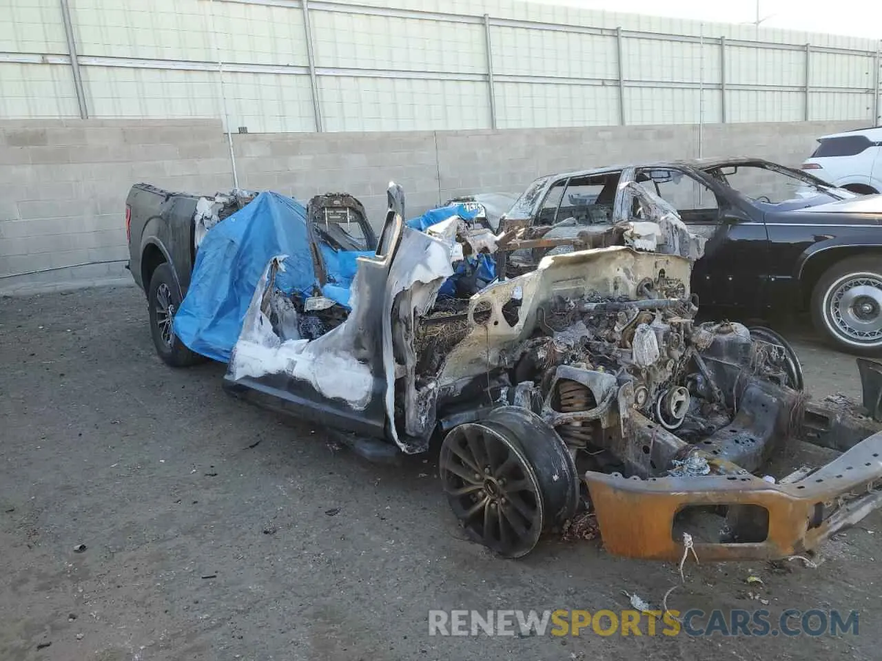 4 Photograph of a damaged car 1FTEW1EP4KKC03206 FORD F-150 2019