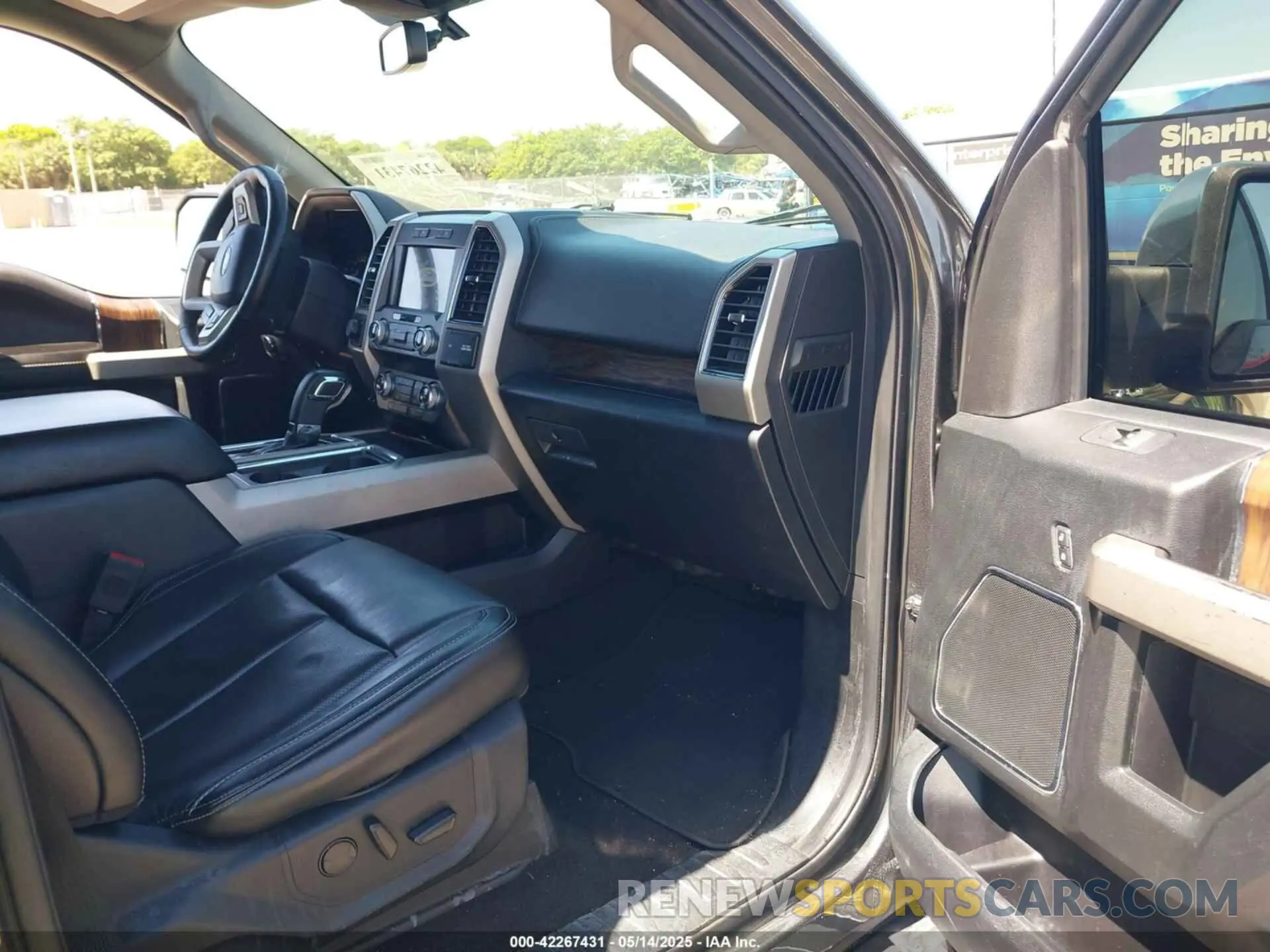 5 Photograph of a damaged car 1FTEW1EP5KFB43316 FORD F-150 2019