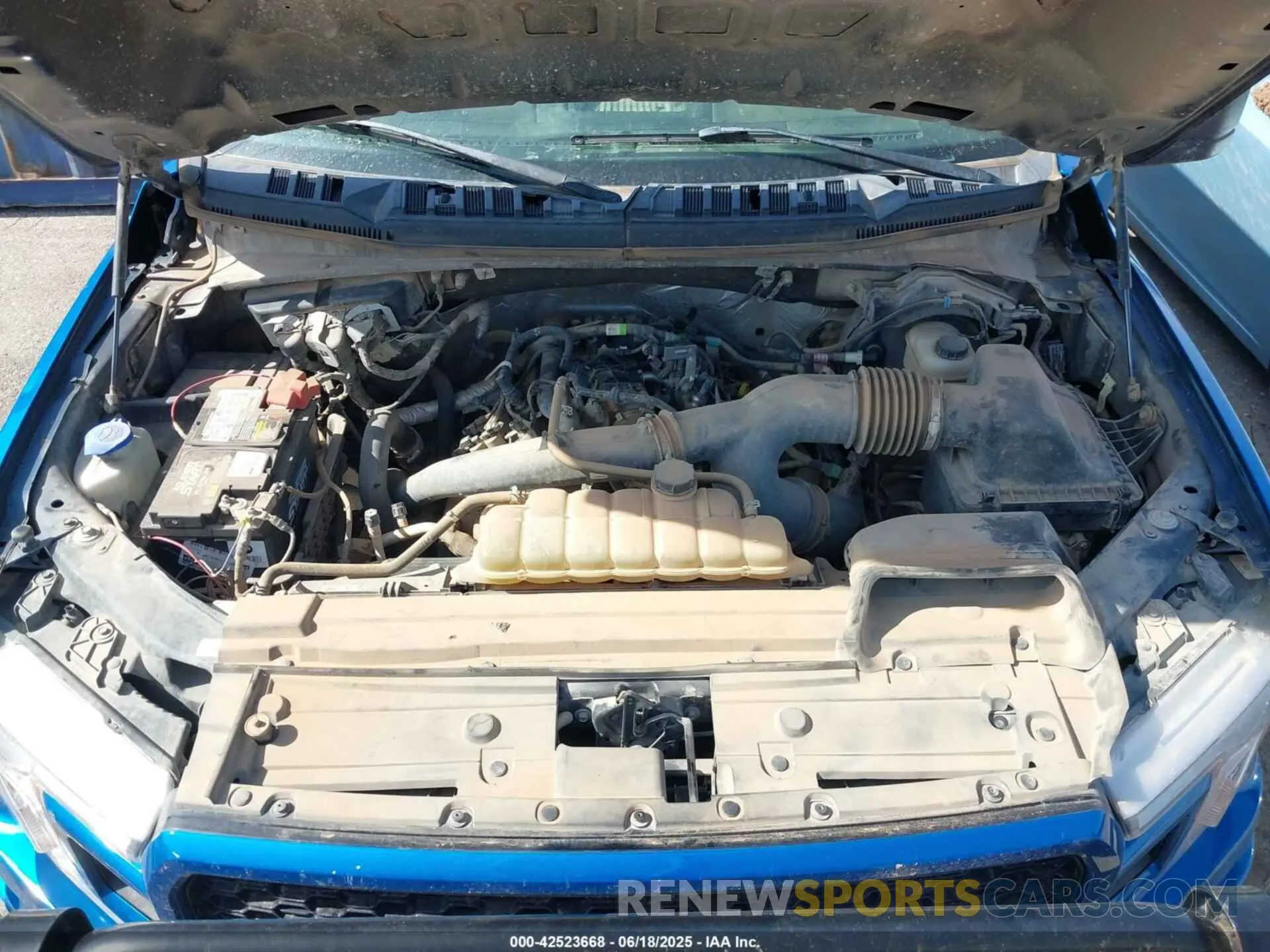 10 Photograph of a damaged car 1FTEW1EP5KKC47585 FORD F-150 2019