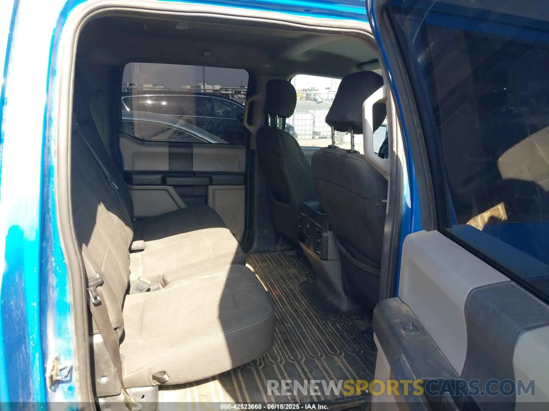 8 Photograph of a damaged car 1FTEW1EP5KKC47585 FORD F-150 2019