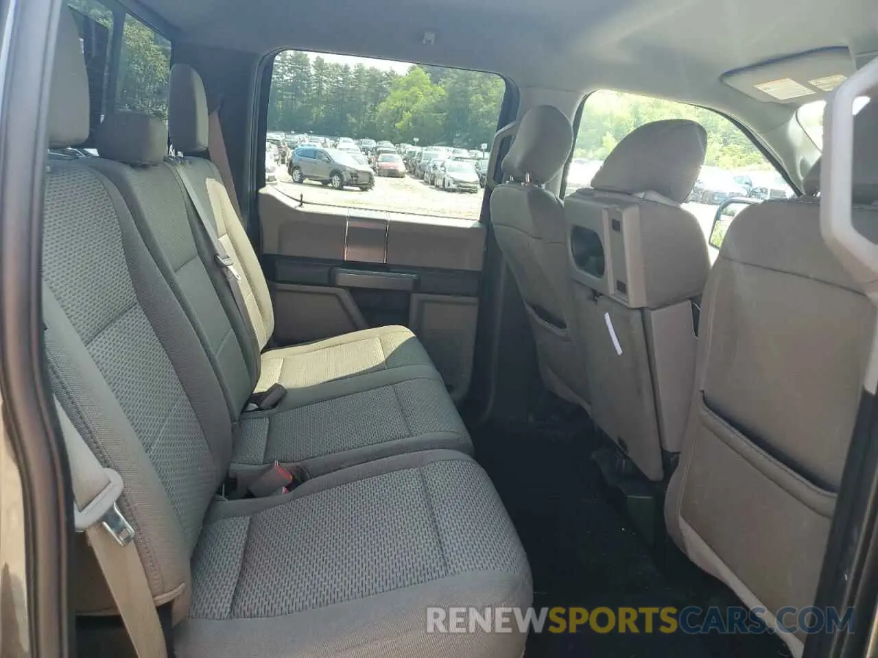 10 Photograph of a damaged car 1FTEW1EP7KFA47638 FORD F-150 2019