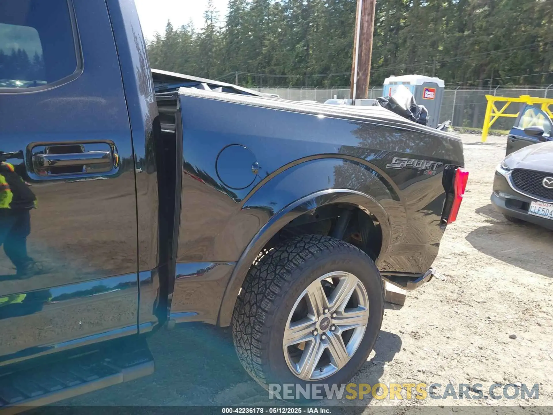 6 Photograph of a damaged car 1FTEW1EP7KFA70661 FORD F-150 2019