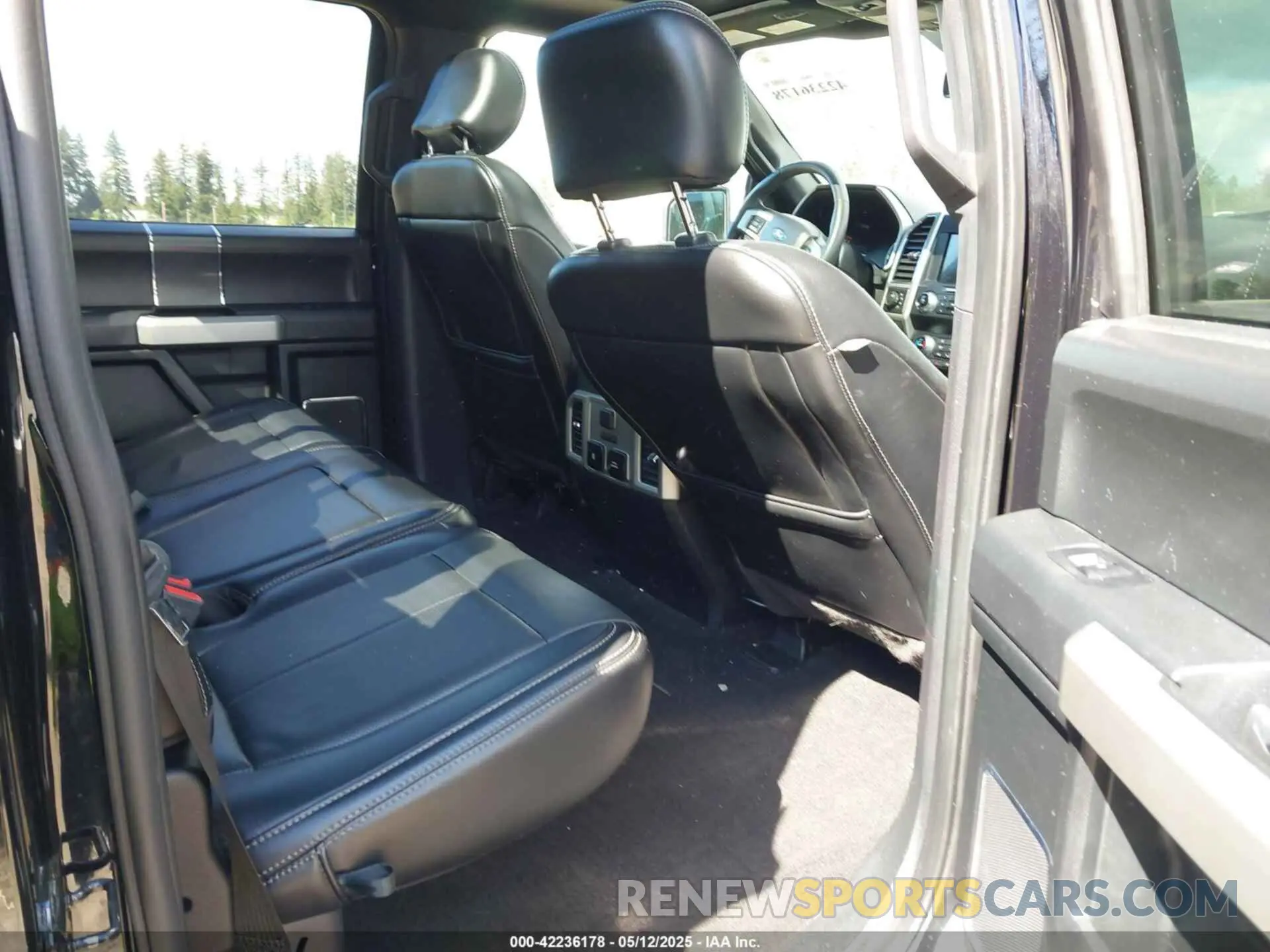 8 Photograph of a damaged car 1FTEW1EP7KFA70661 FORD F-150 2019