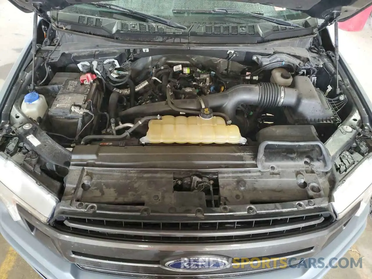 11 Photograph of a damaged car 1FTEW1EP7KFA91283 FORD F-150 2019