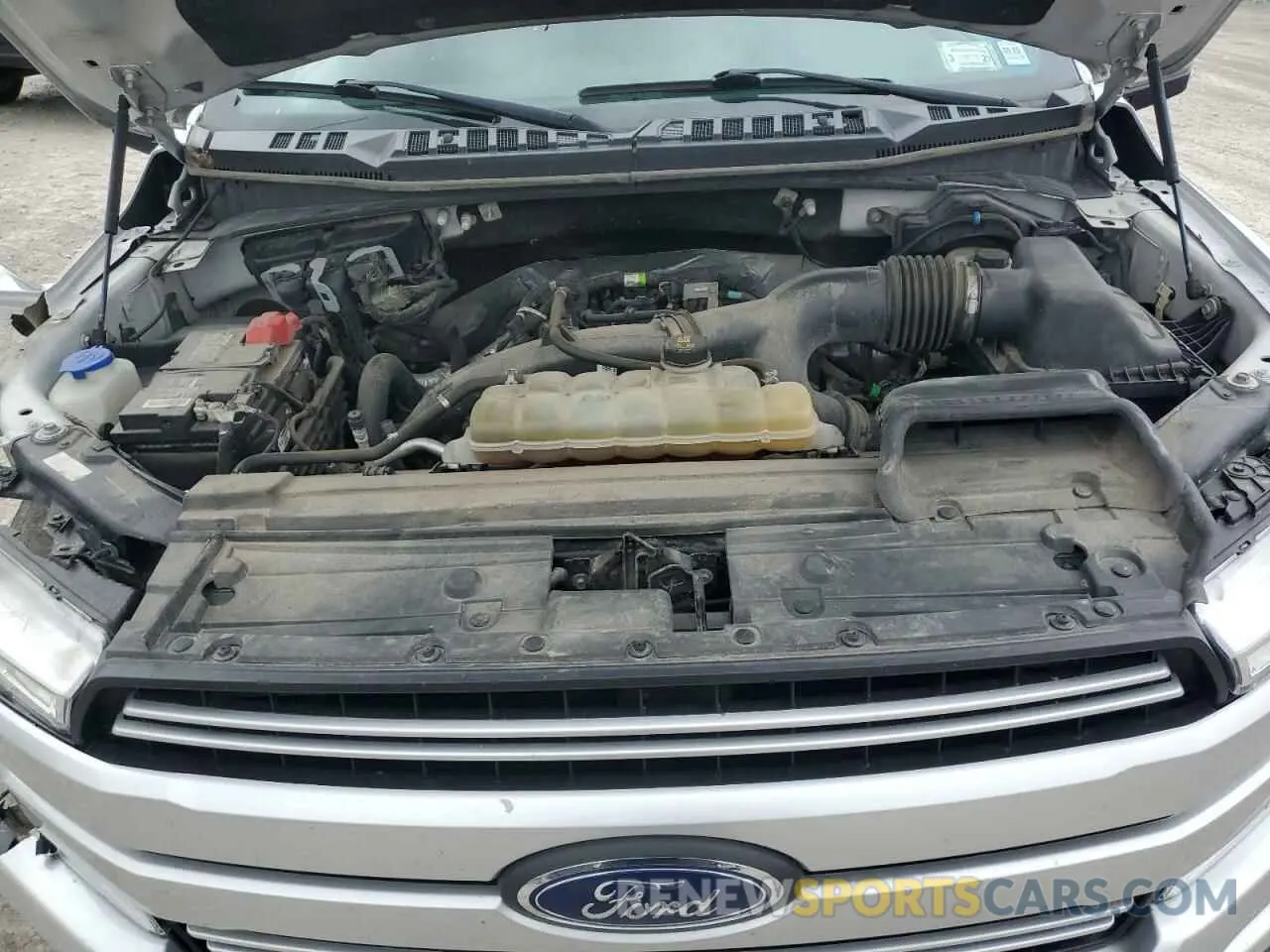 11 Photograph of a damaged car 1FTEW1EP7KFB29238 FORD F-150 2019